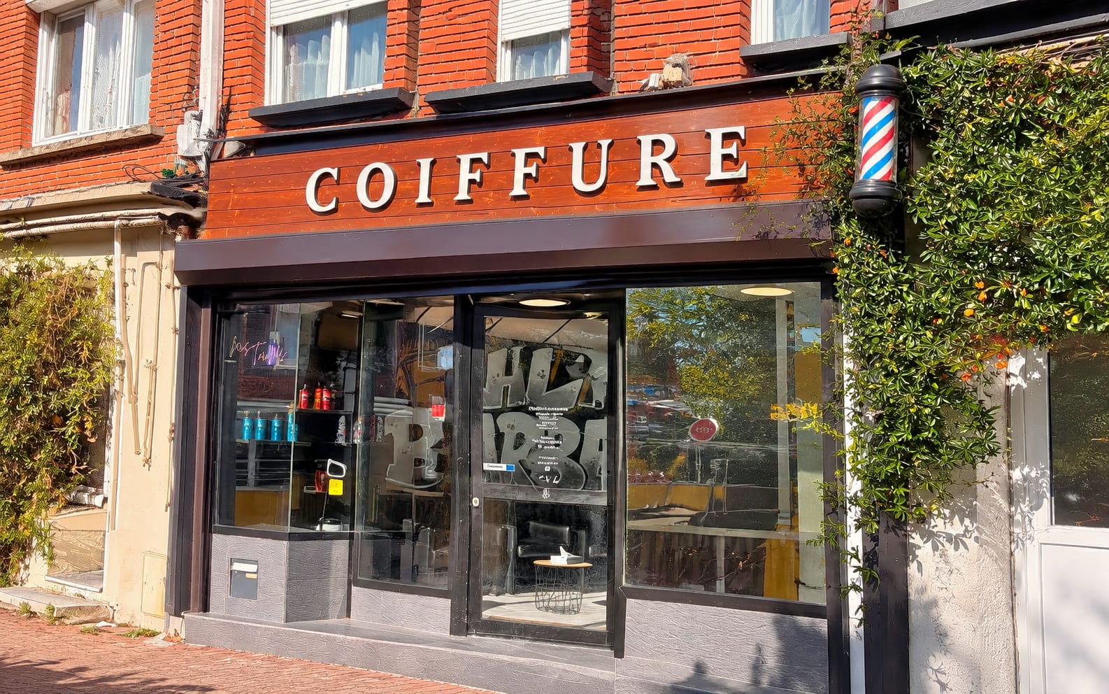 HL BARBER - Coiffure Lille - OneBooking