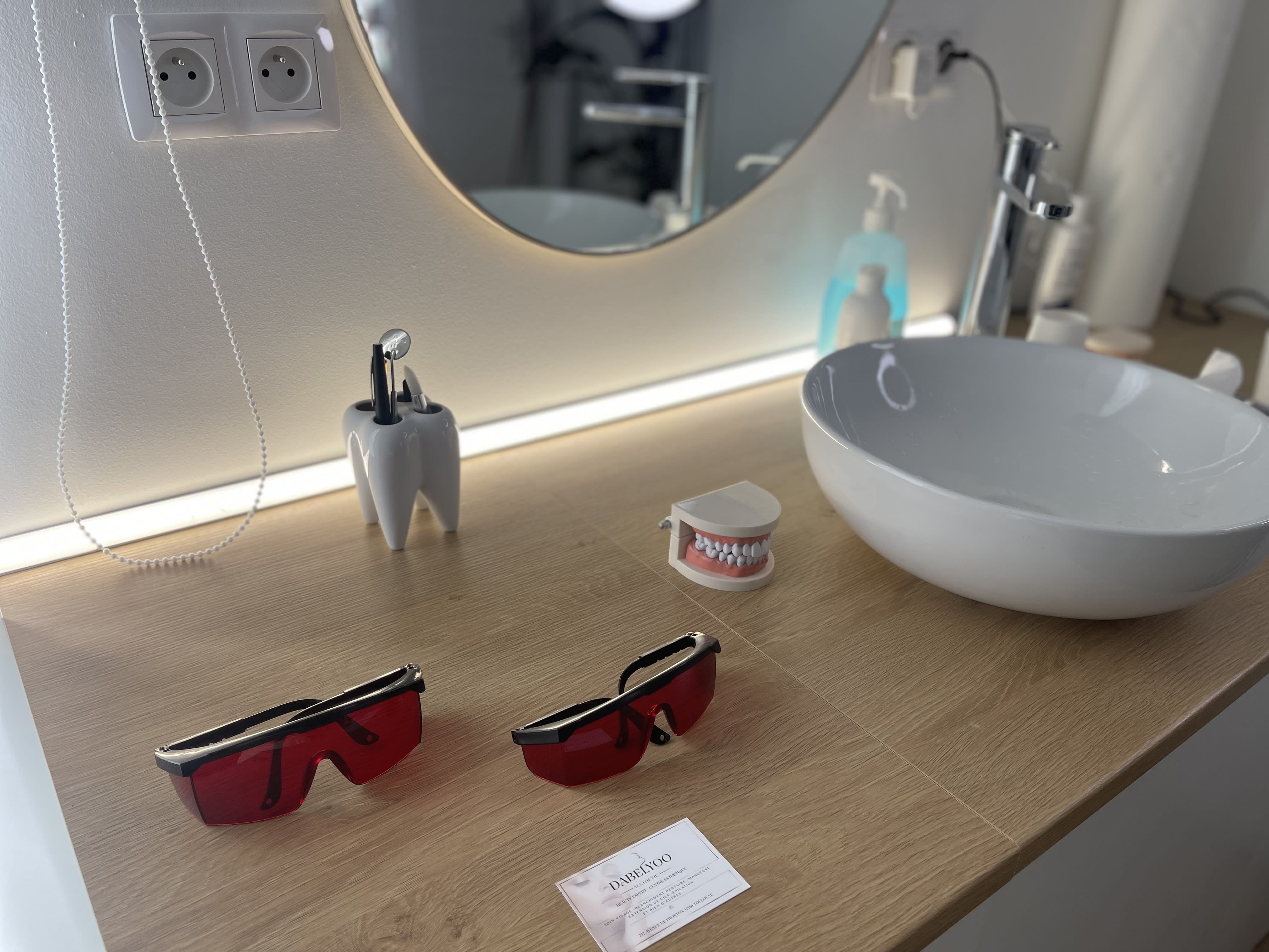 Le Centre Esthétique W - Coiffure Toulouse - Le Centre Esthétique W - Photo Galerie - OneBooking