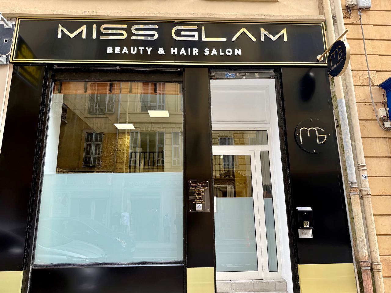 Miss Glam - Coiffure Nice - Photo de couverture - OneBooking