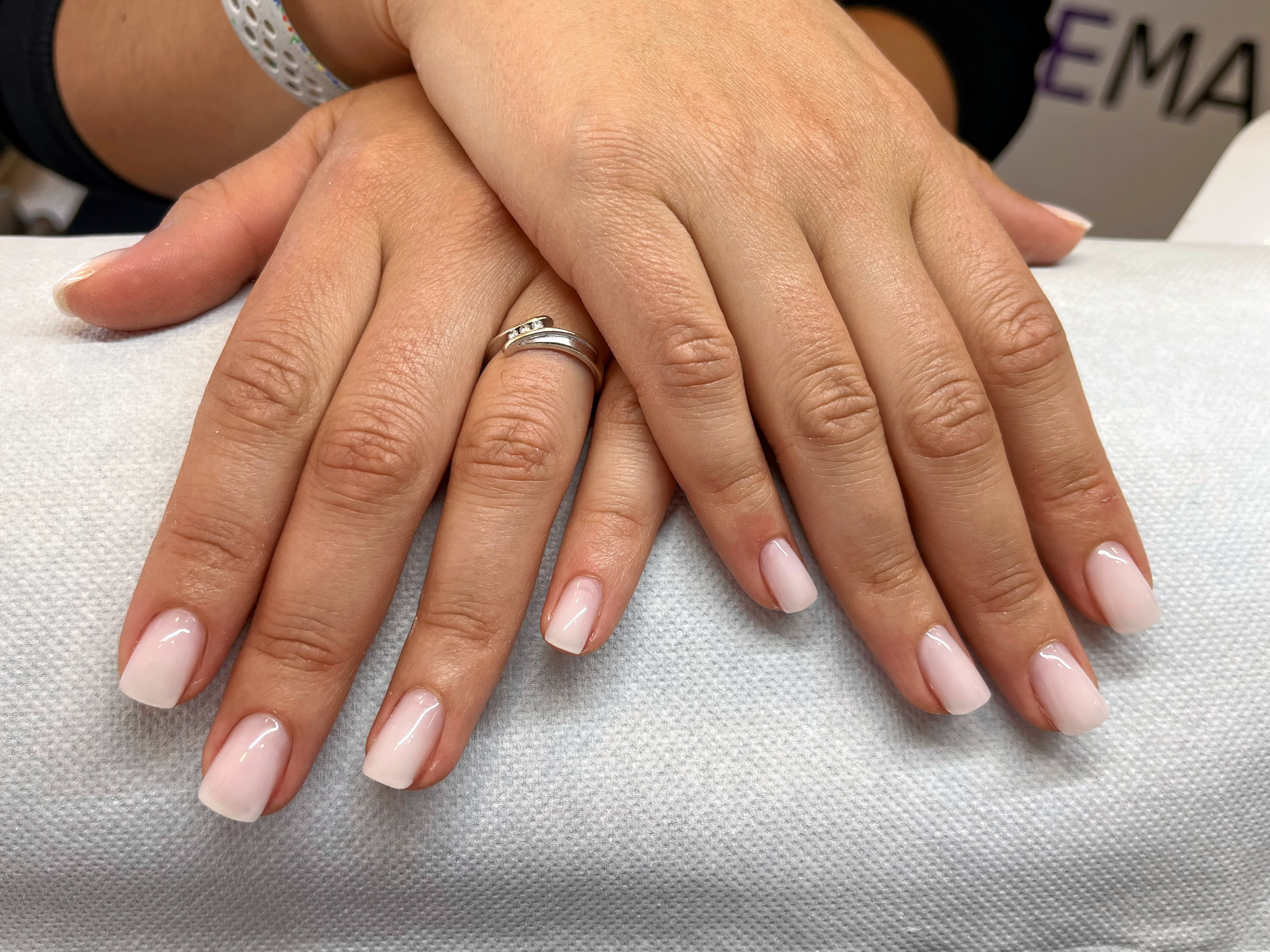 MARJORIE MAKEOVER - Institut de beauté Cannes - MARJORIE MAKEOVER - Photo Galerie - OneBooking