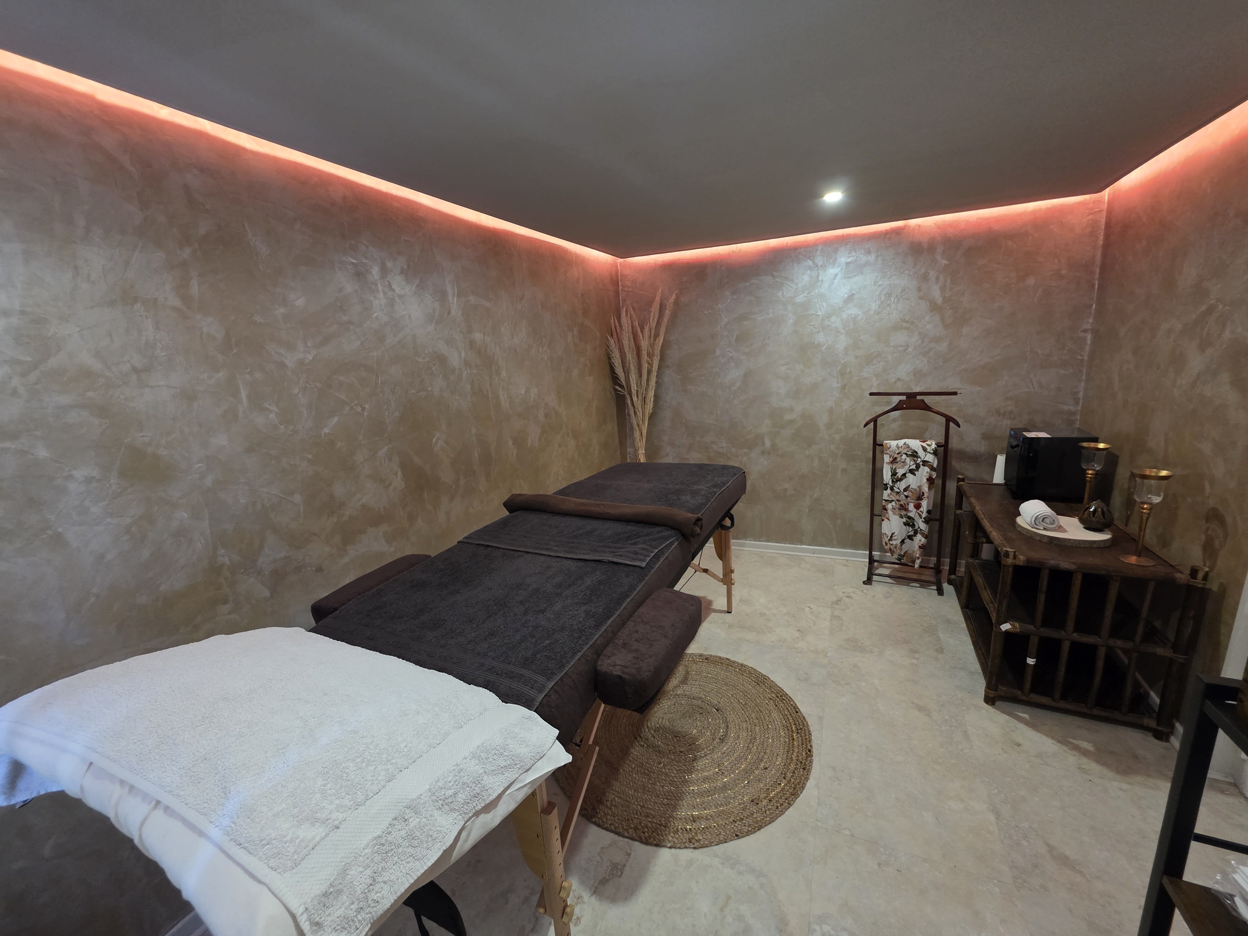 Harmo'Livia - Massage Toulon - OneBooking