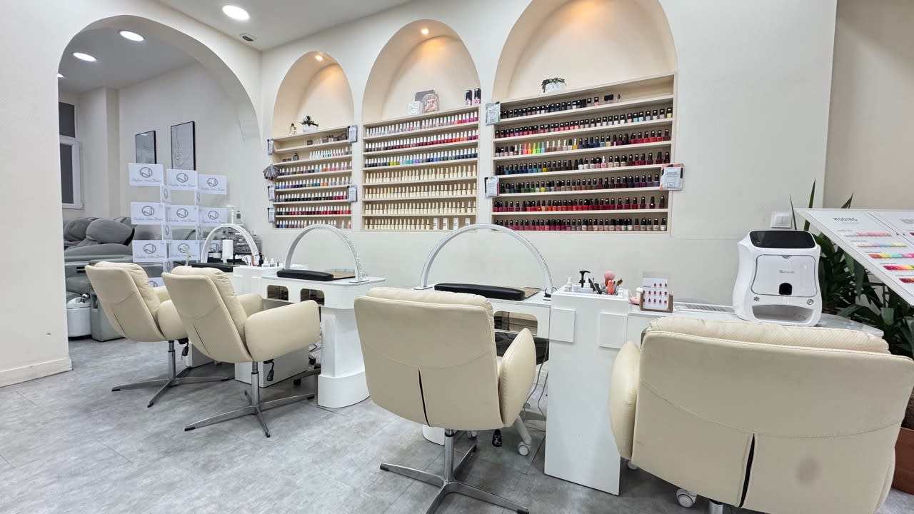 Ongles Notre-Dame Nails & Regard - Institut de beauté Paris - OneBooking