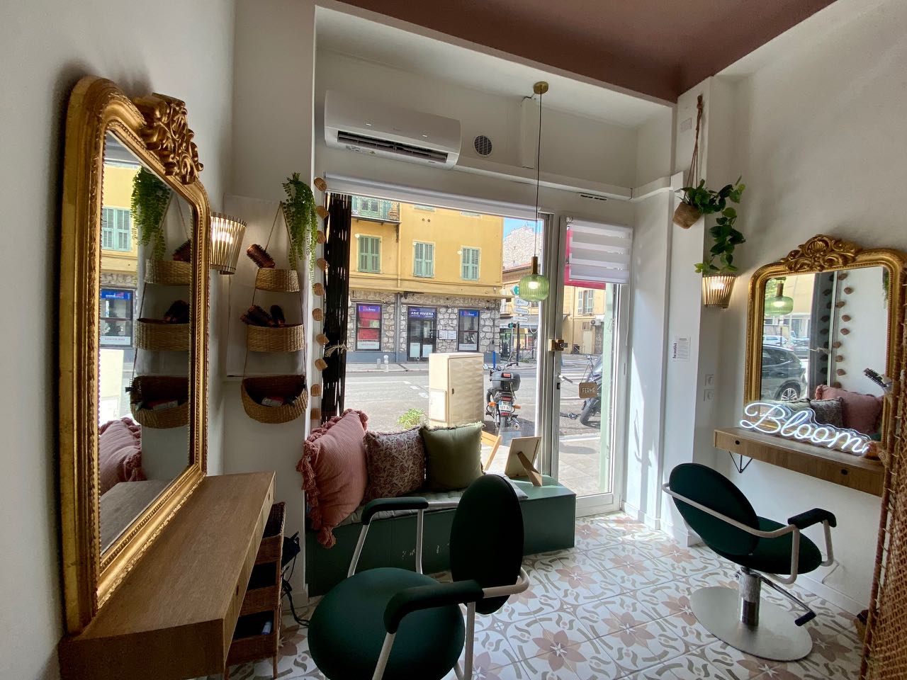 Nassaiem Coiffure - Coiffure Nice - Nassaiem Coiffure - Photo Galerie - OneBooking