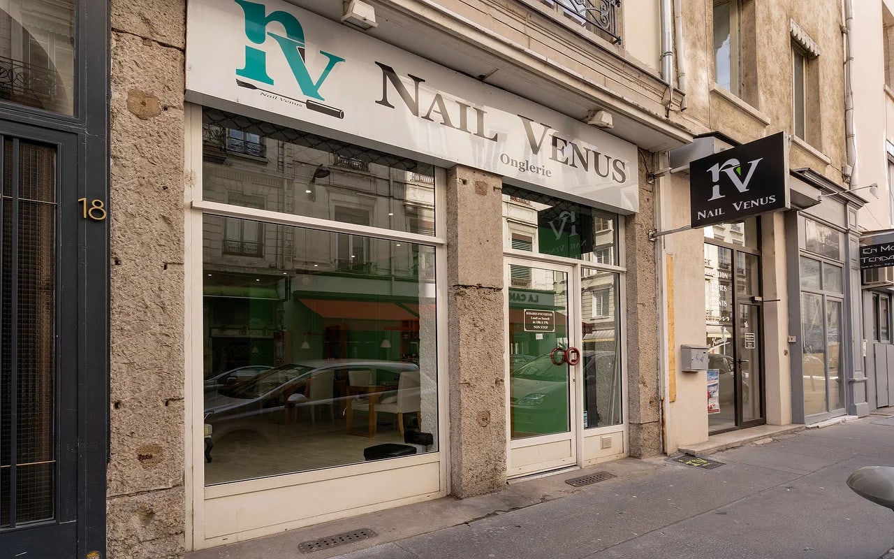 Nail Venus - Onglerie Lyon - OneBooking