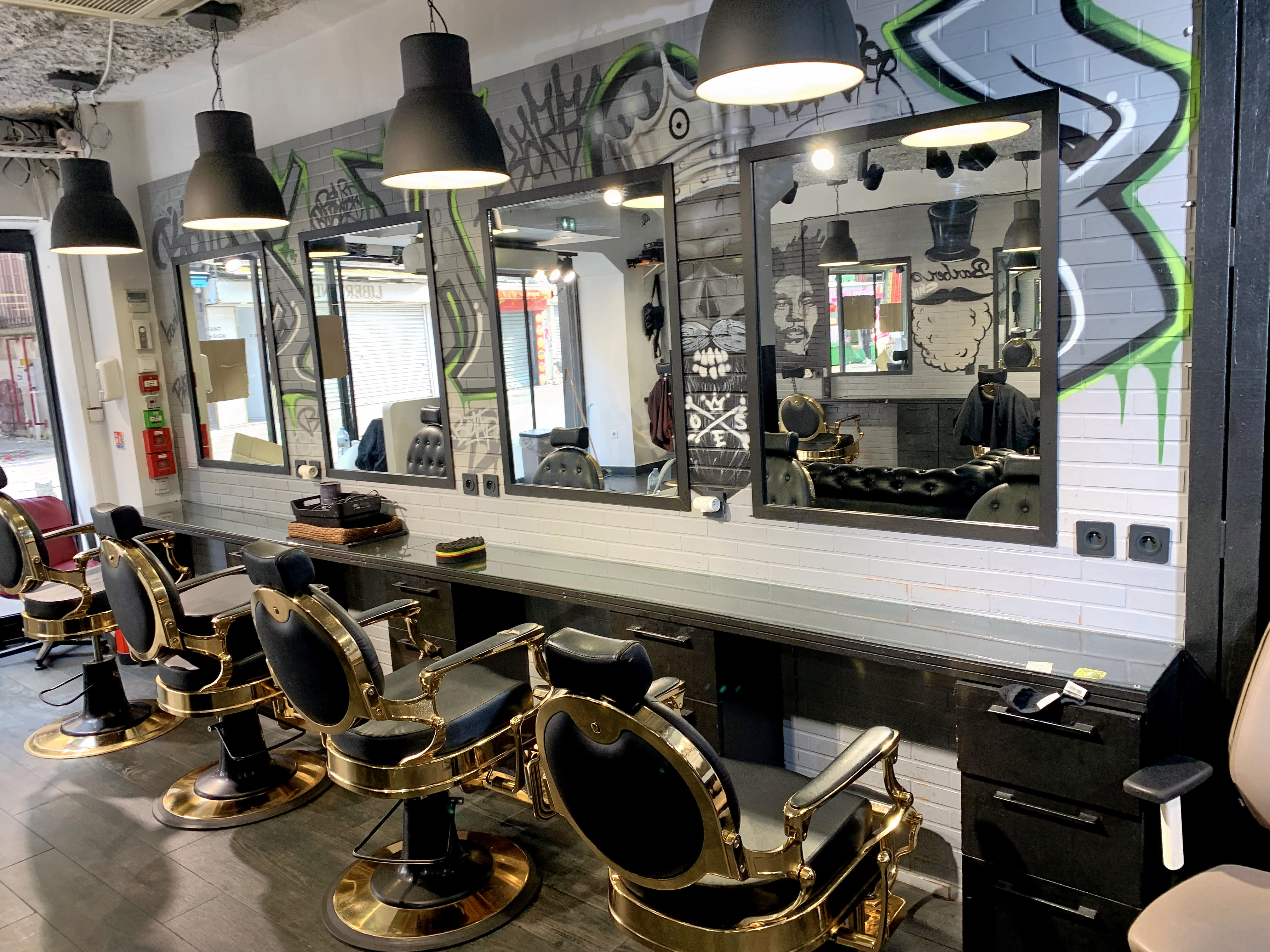 Barber Lior