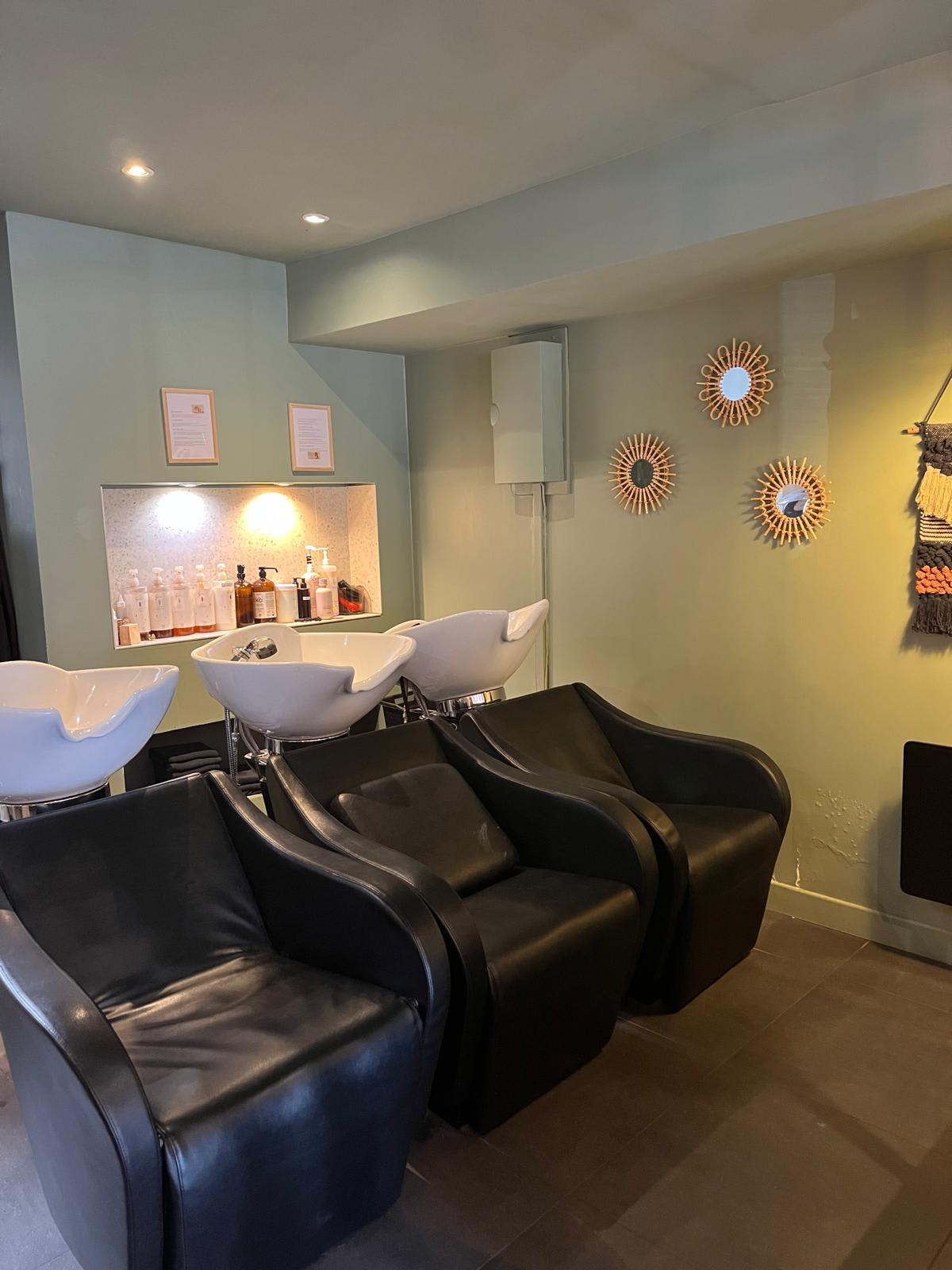 Un Hair Naturel - Place Viarme - Coiffure Nantes - Un Hair Naturel - Place Viarme - Photo Galerie - OneBooking
