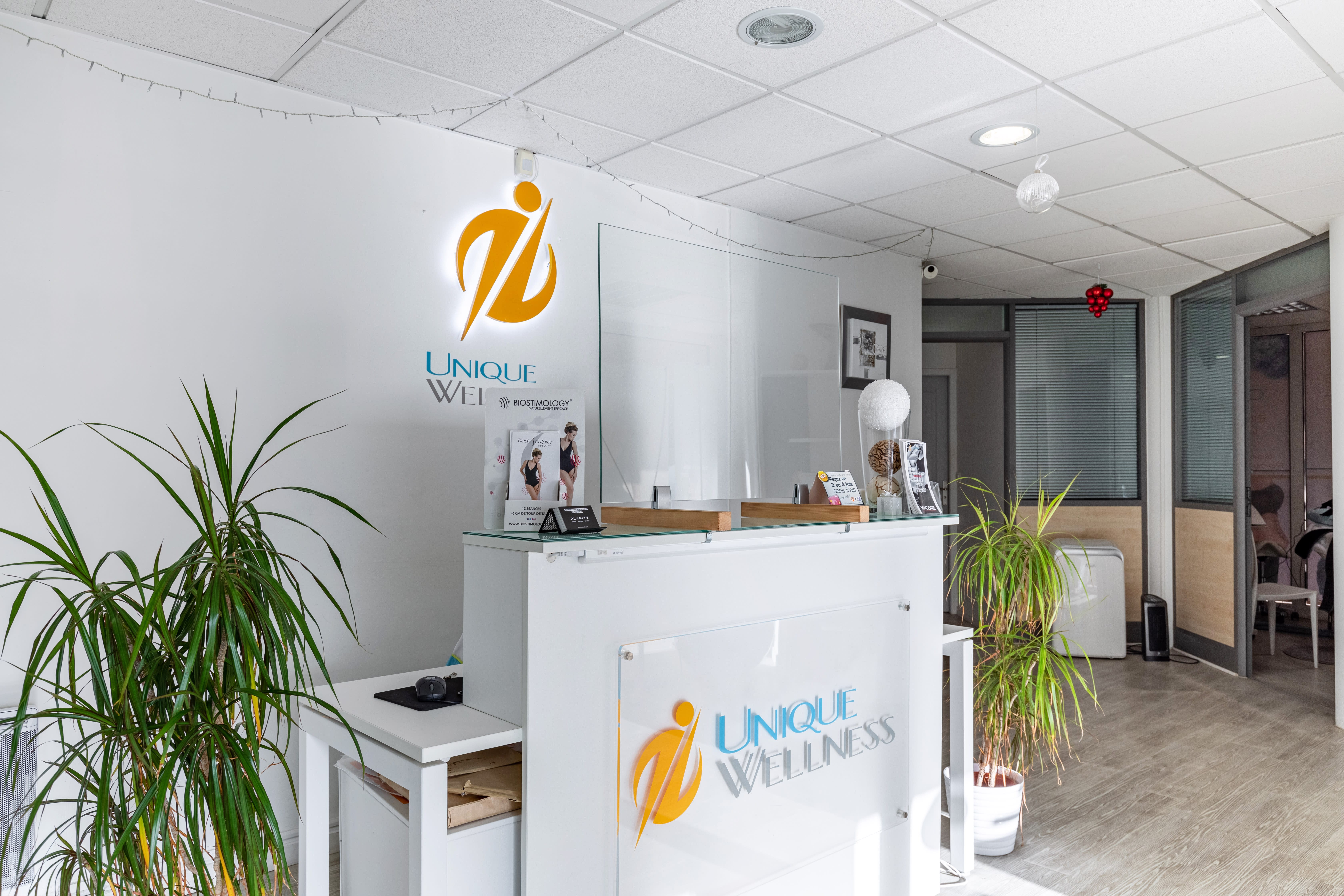 Unique Wellness - Centre d'Amincissement, Tonification et Anti-Âge