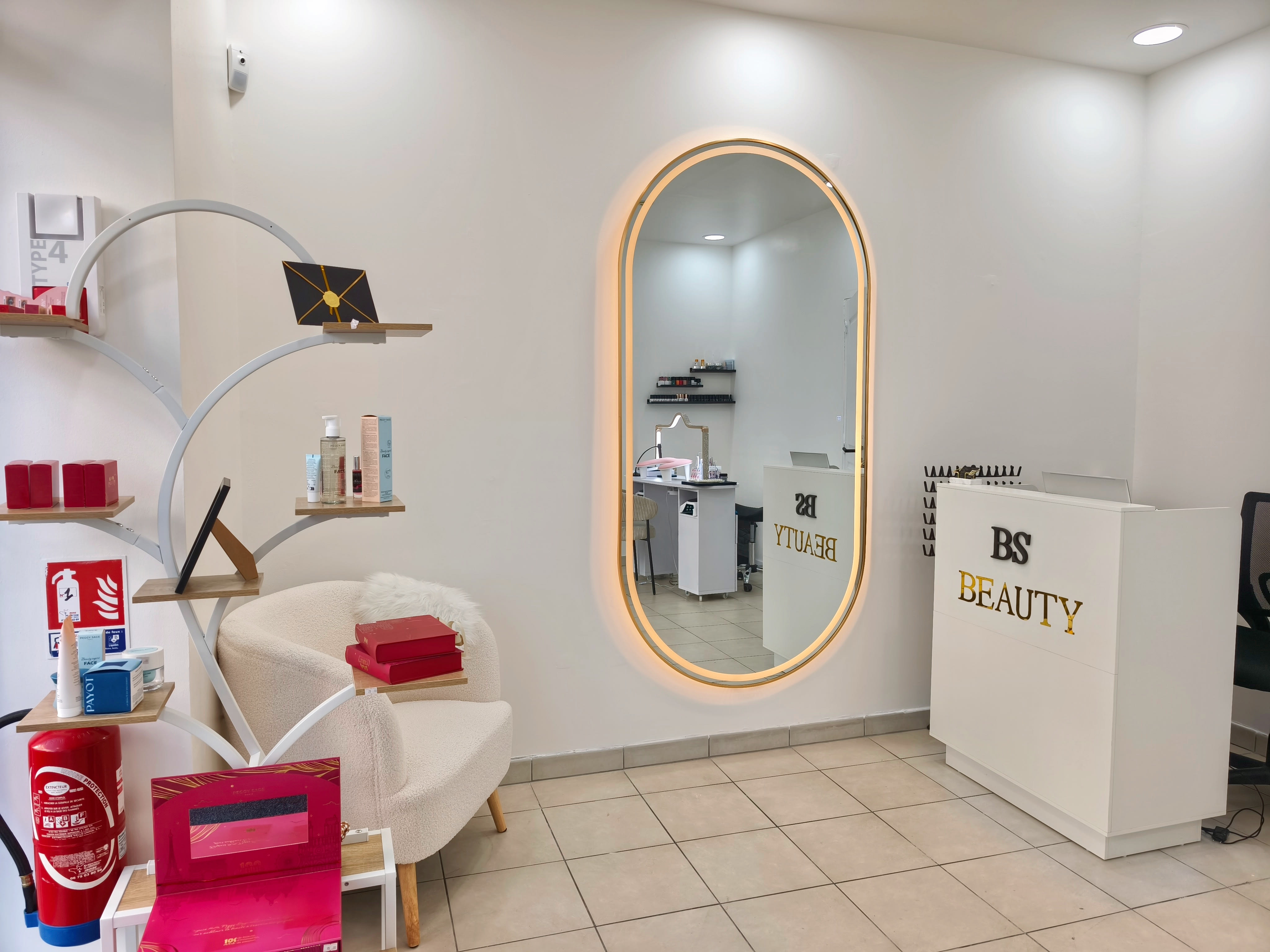 BS Beauty - Sourcils & cils Nantes - OneBooking