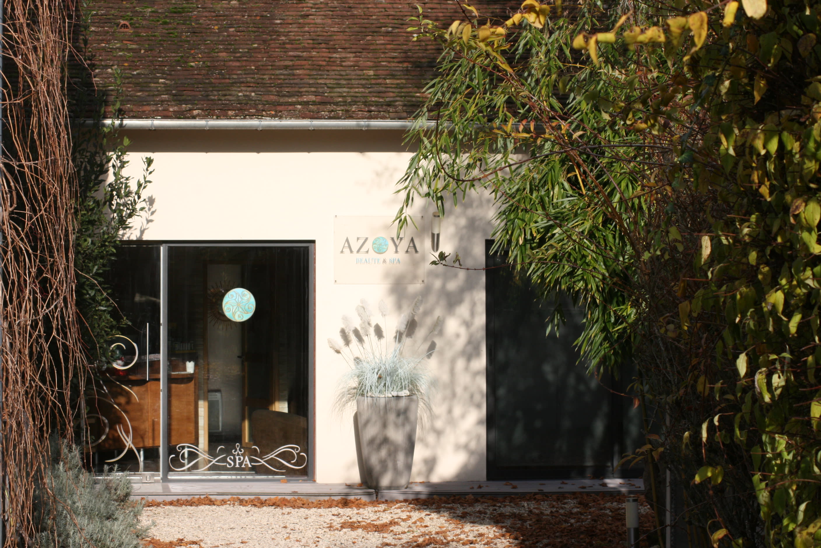 Azoya Spa - Épilation Auxerre - OneBooking