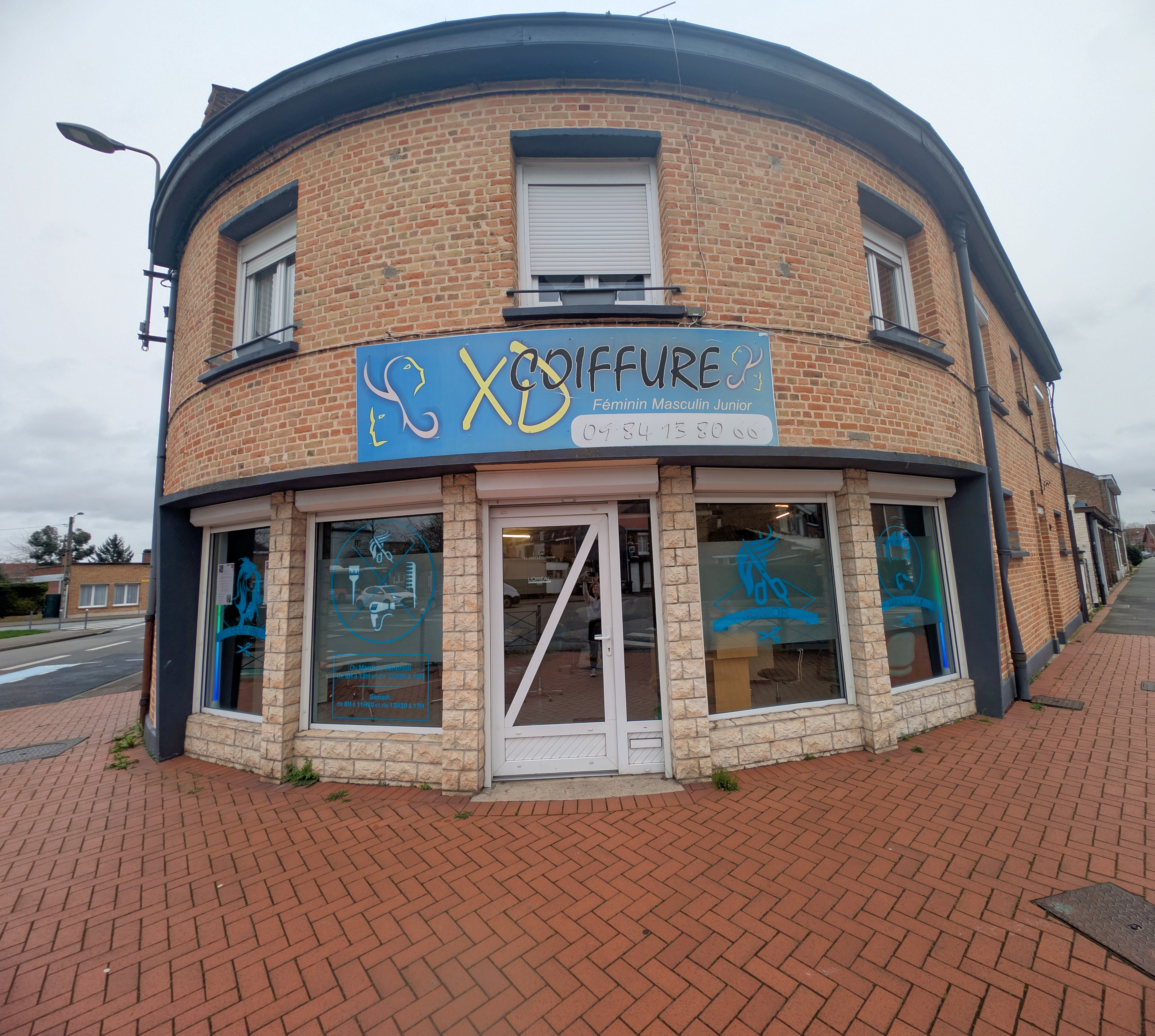 Emmy Coiff Beauté - Onglerie Lille - OneBooking