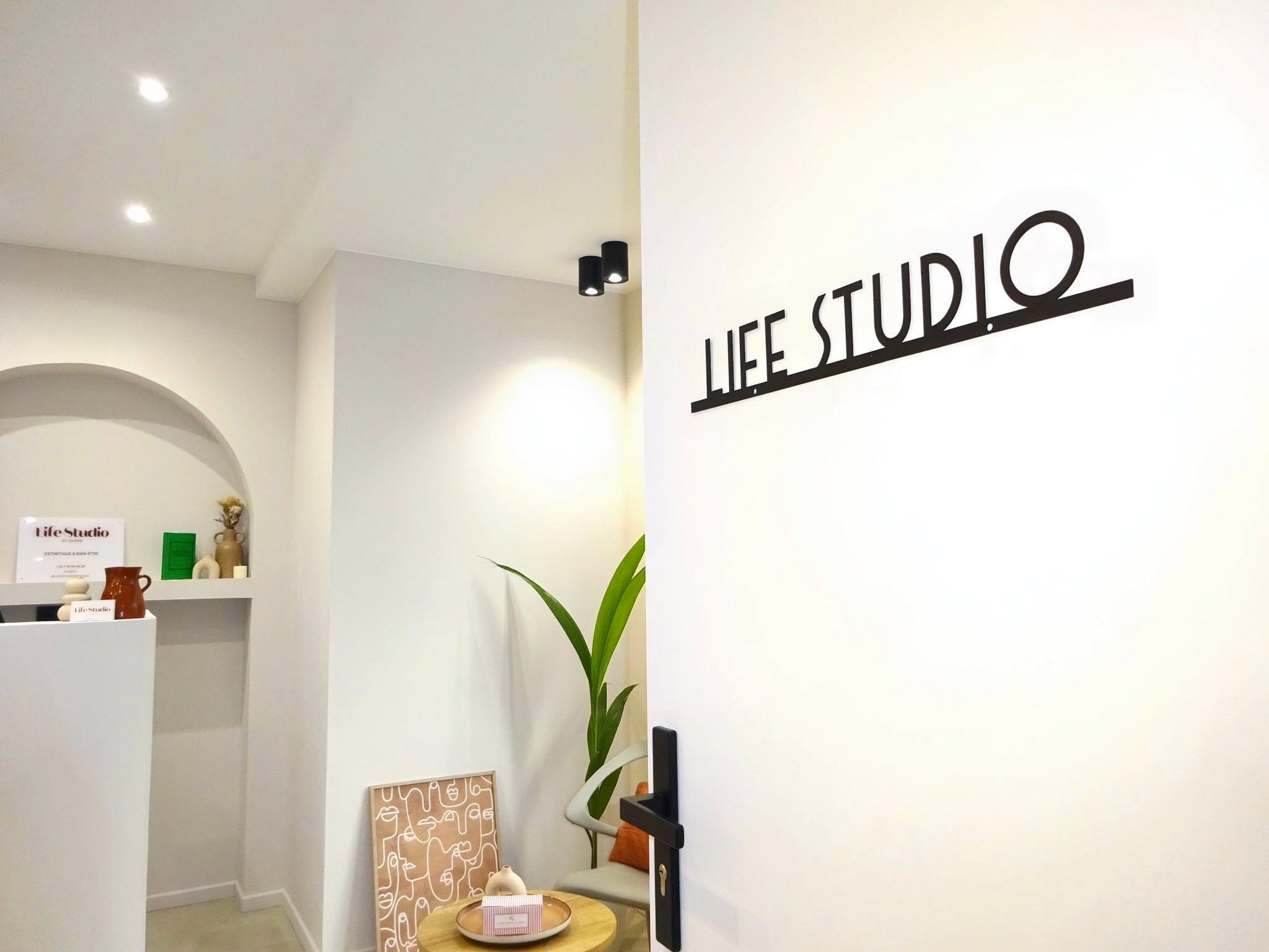 Life Studio - Institut de beauté Marseille - OneBooking