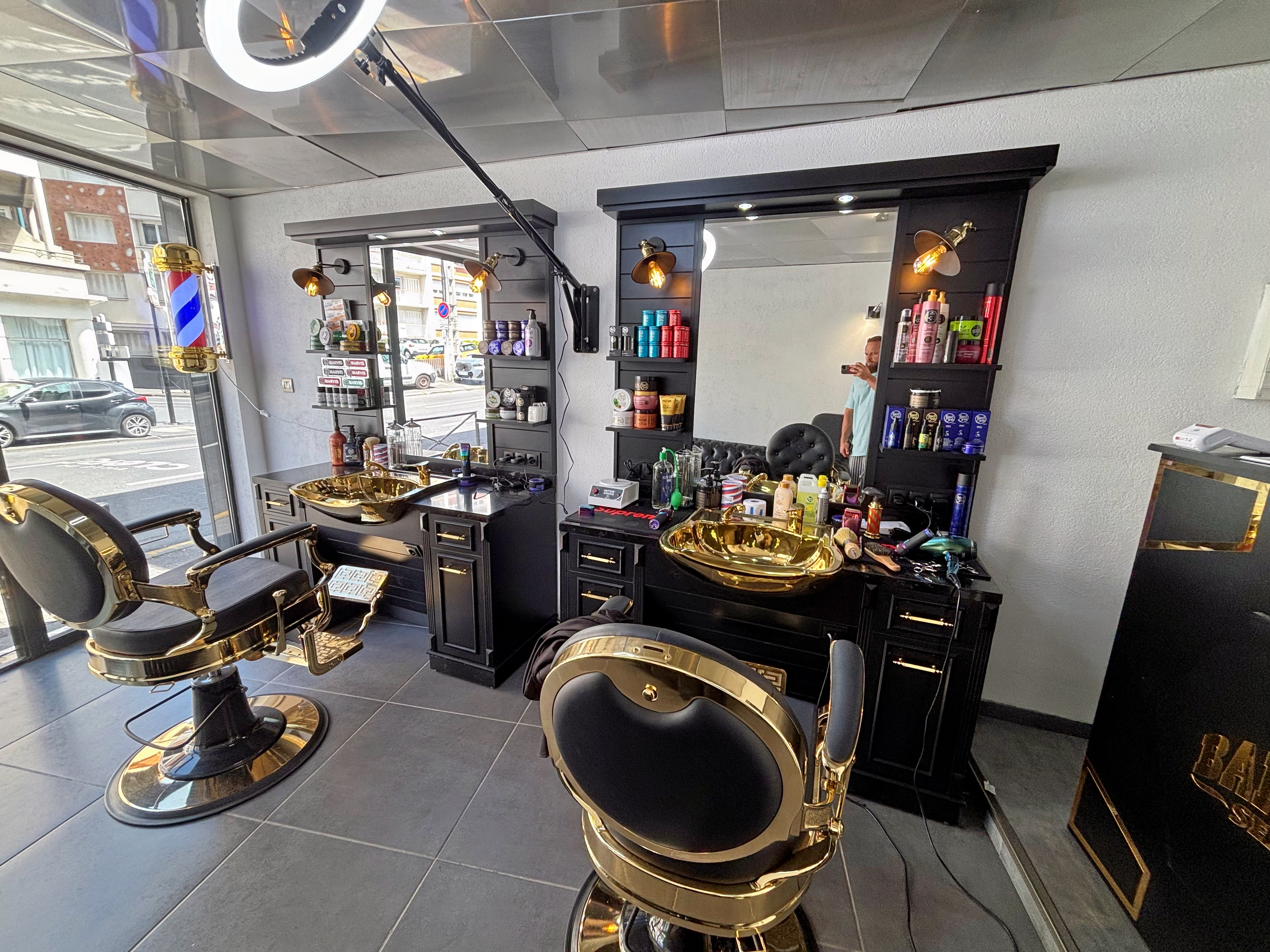 S&J BARBERSHOP