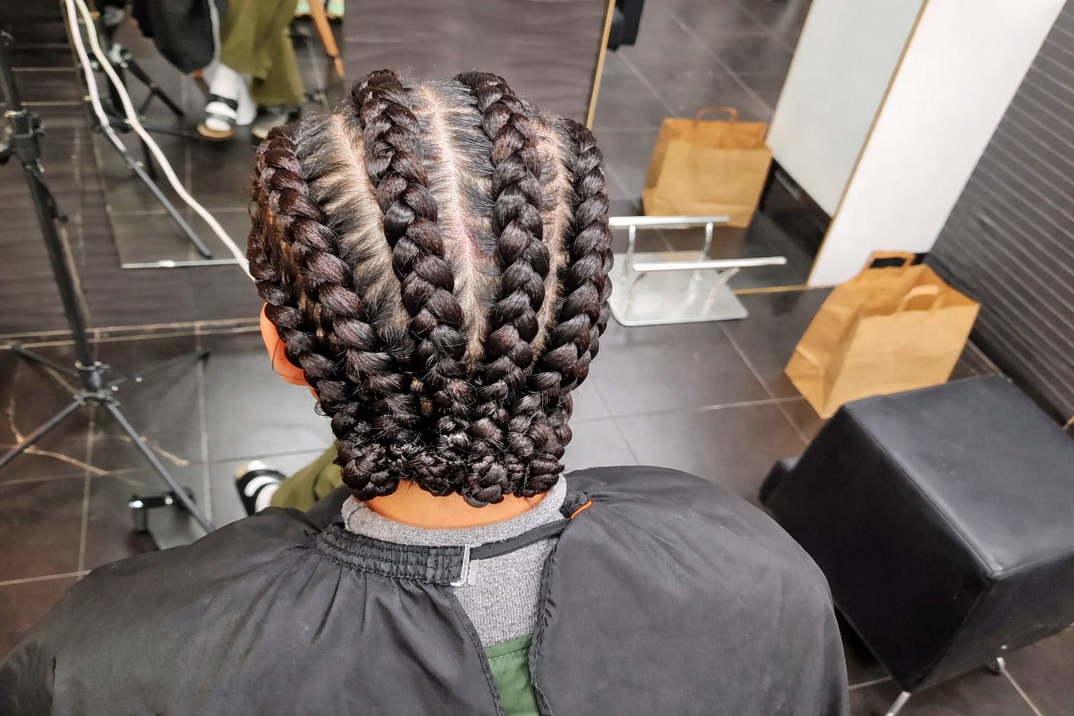 Isnyes - Coiffure Montpellier - Photo de couverture - OneBooking