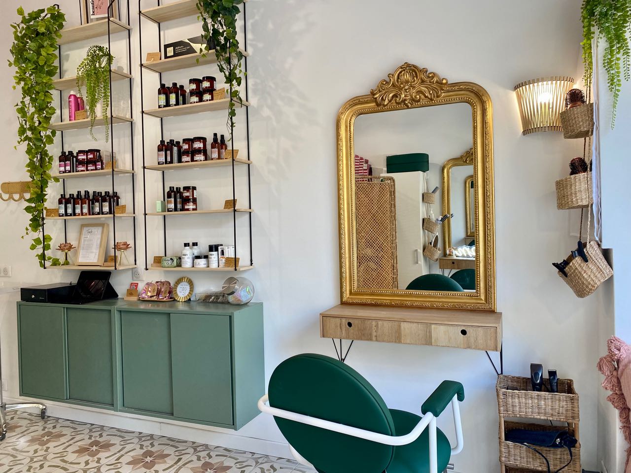 Nassaiem Coiffure - Coiffure Nice - Nassaiem Coiffure - Photo Galerie - OneBooking
