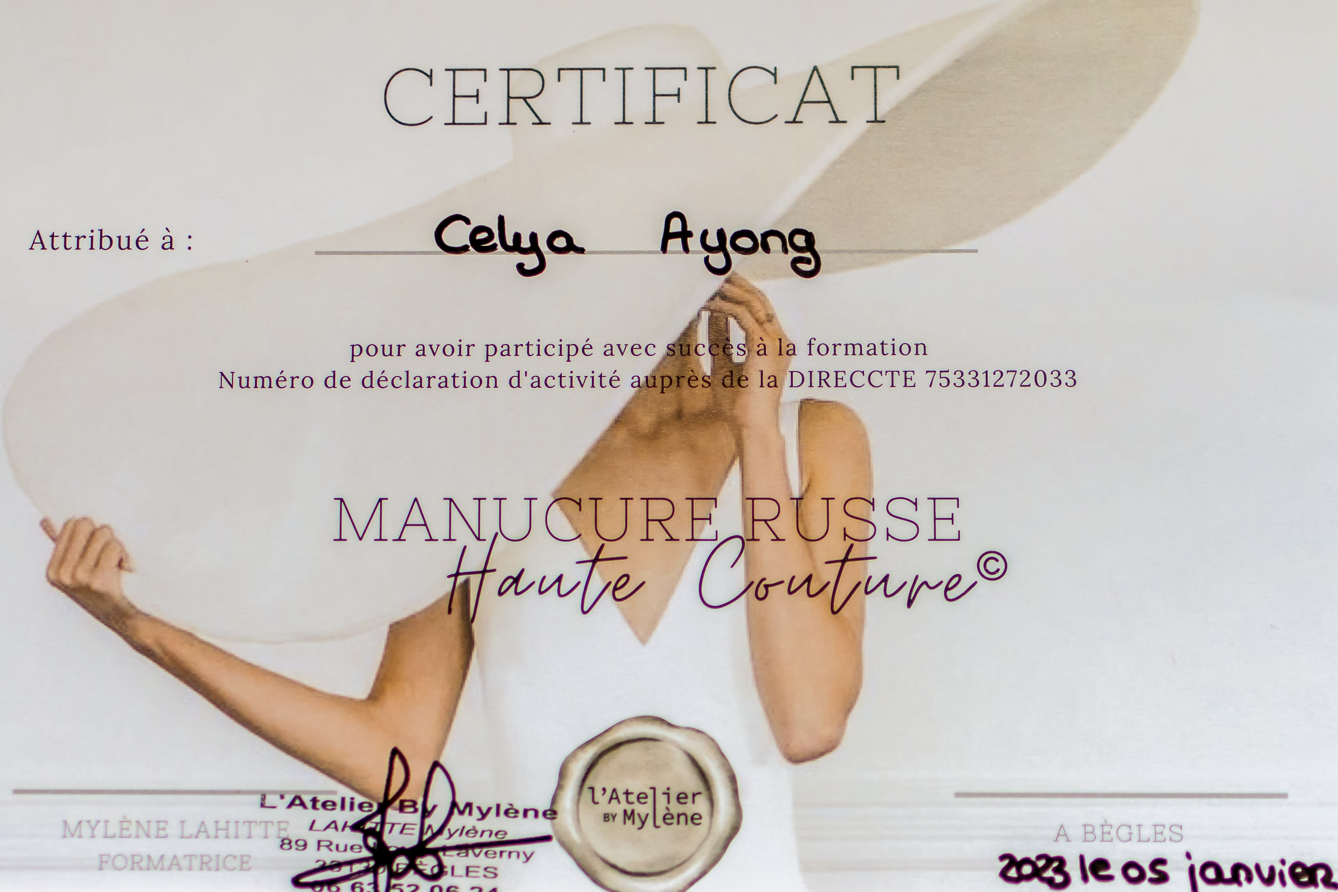 by Cenails - Onglerie Poitiers - OneBooking