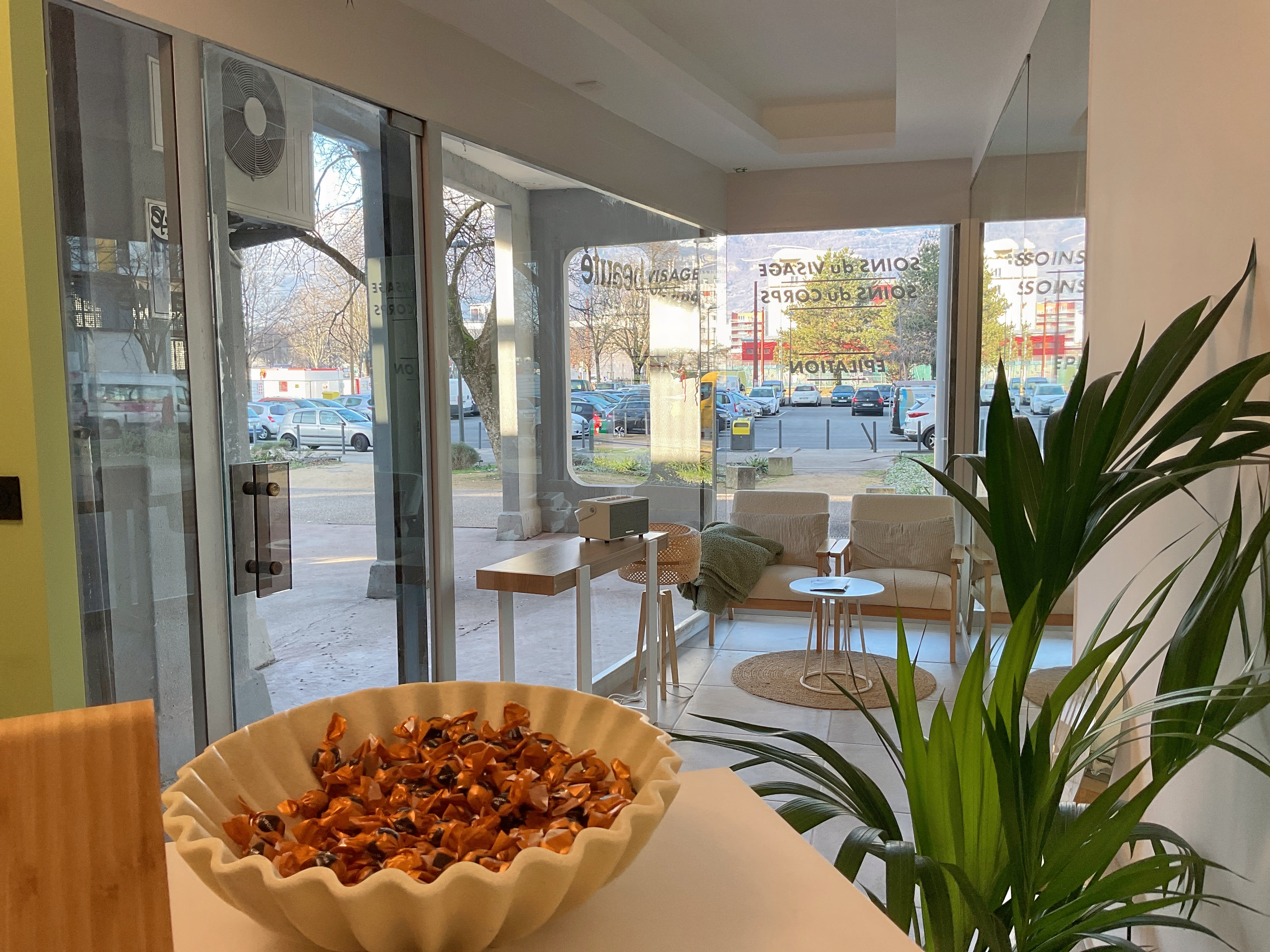 Epilation - Institut Pluie De Beauté - Institut de beauté Grenoble - OneBooking