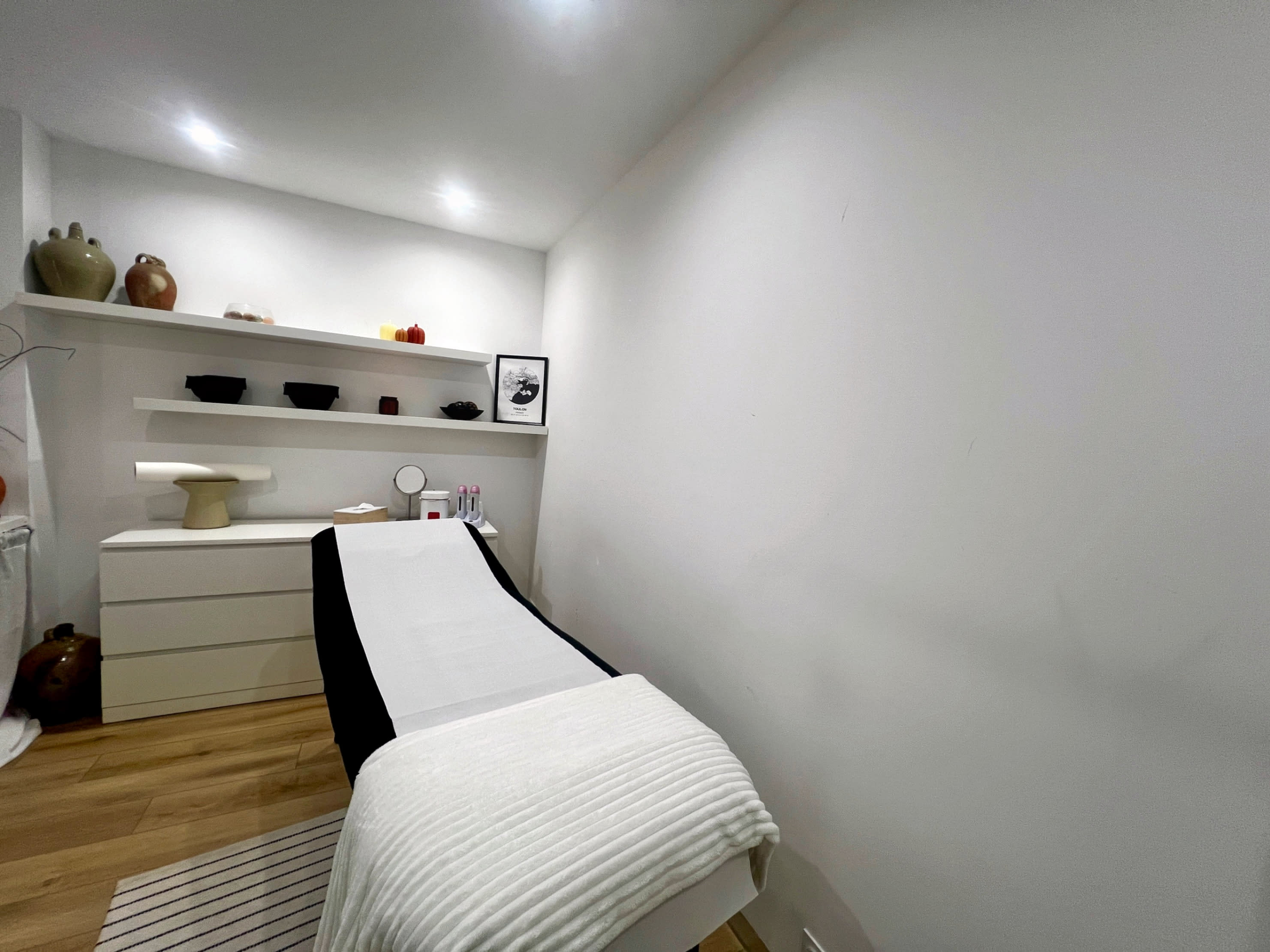 Chloé Esthétik - Massage Toulon - OneBooking