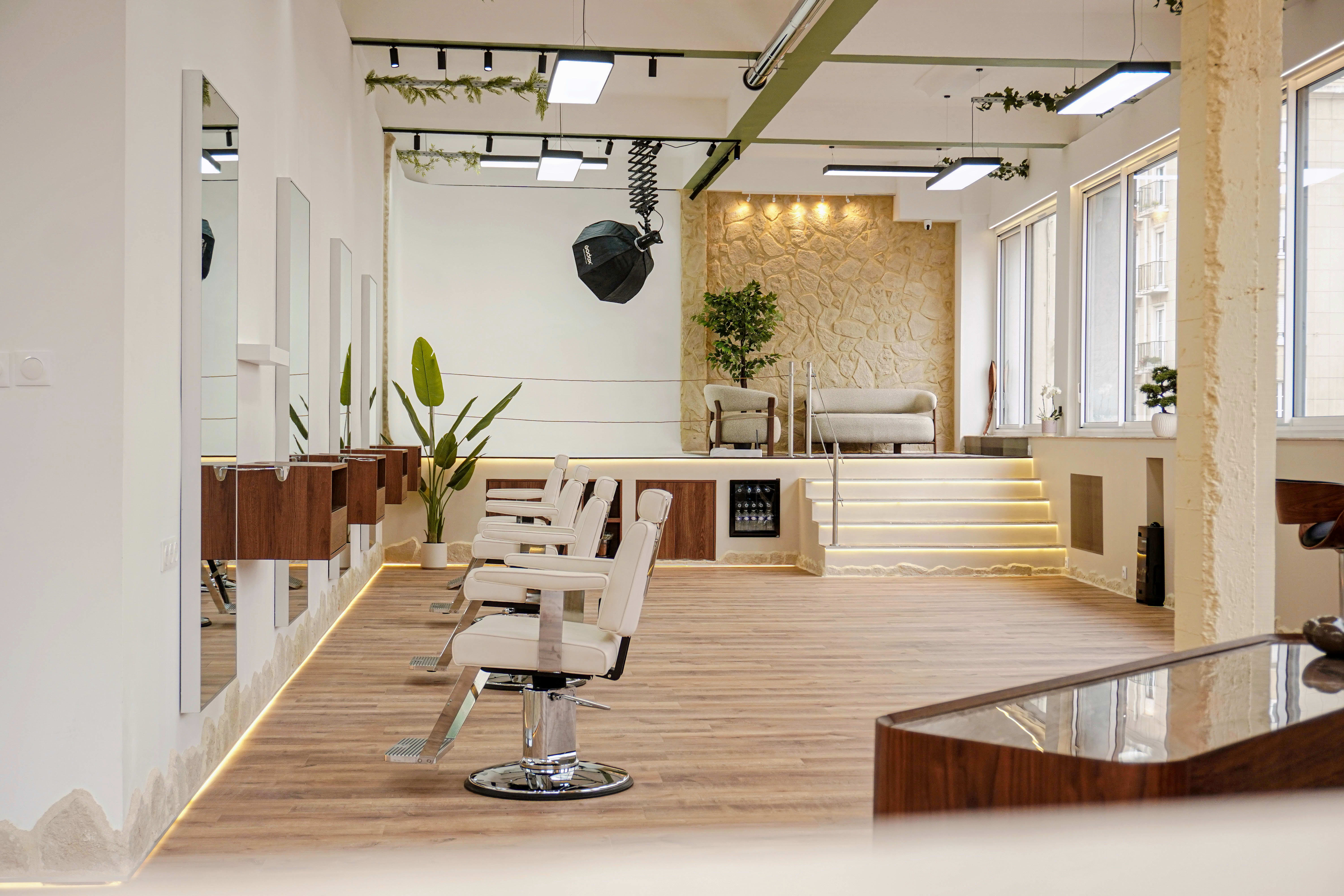 Original Box Centre - Onglerie Caen - OneBooking