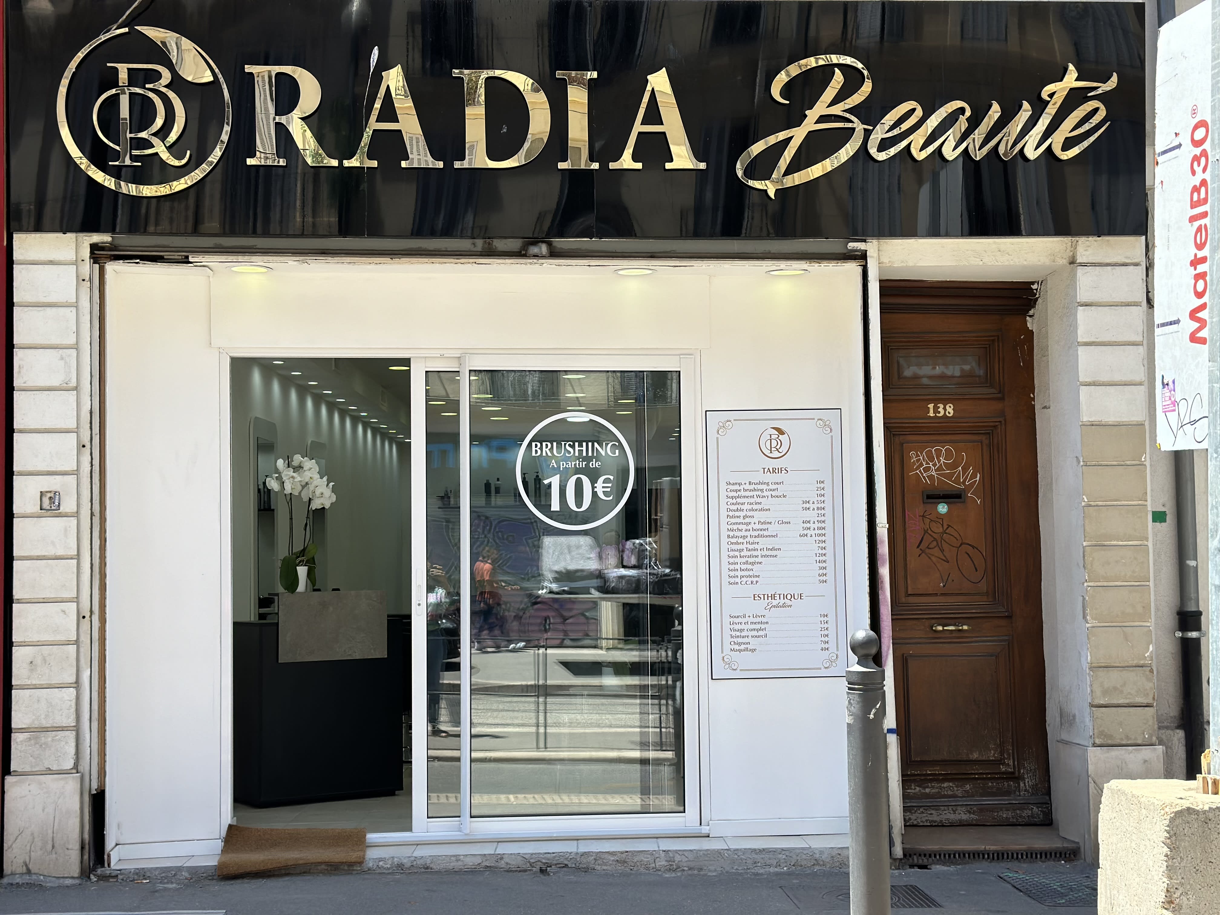Radia Beauté - Onglerie Marseille - OneBooking