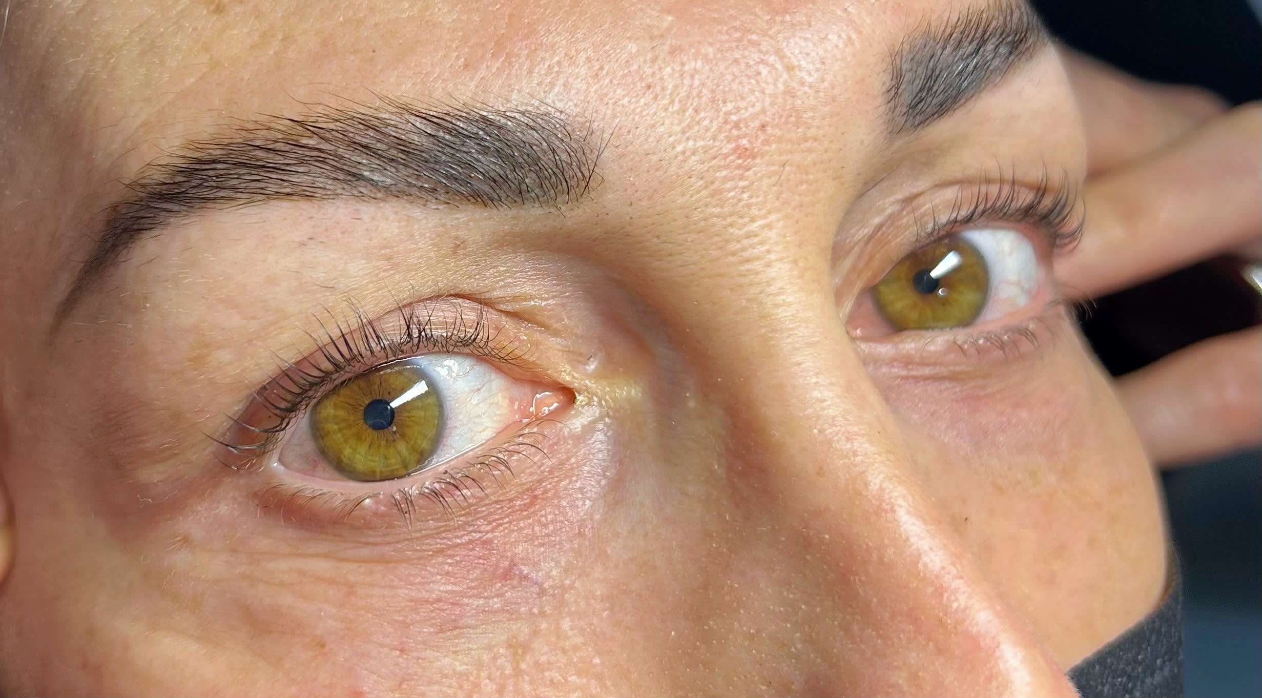 ML ongles et cils - Soin visage Nice - ML ongles et cils - Photo Galerie - OneBooking