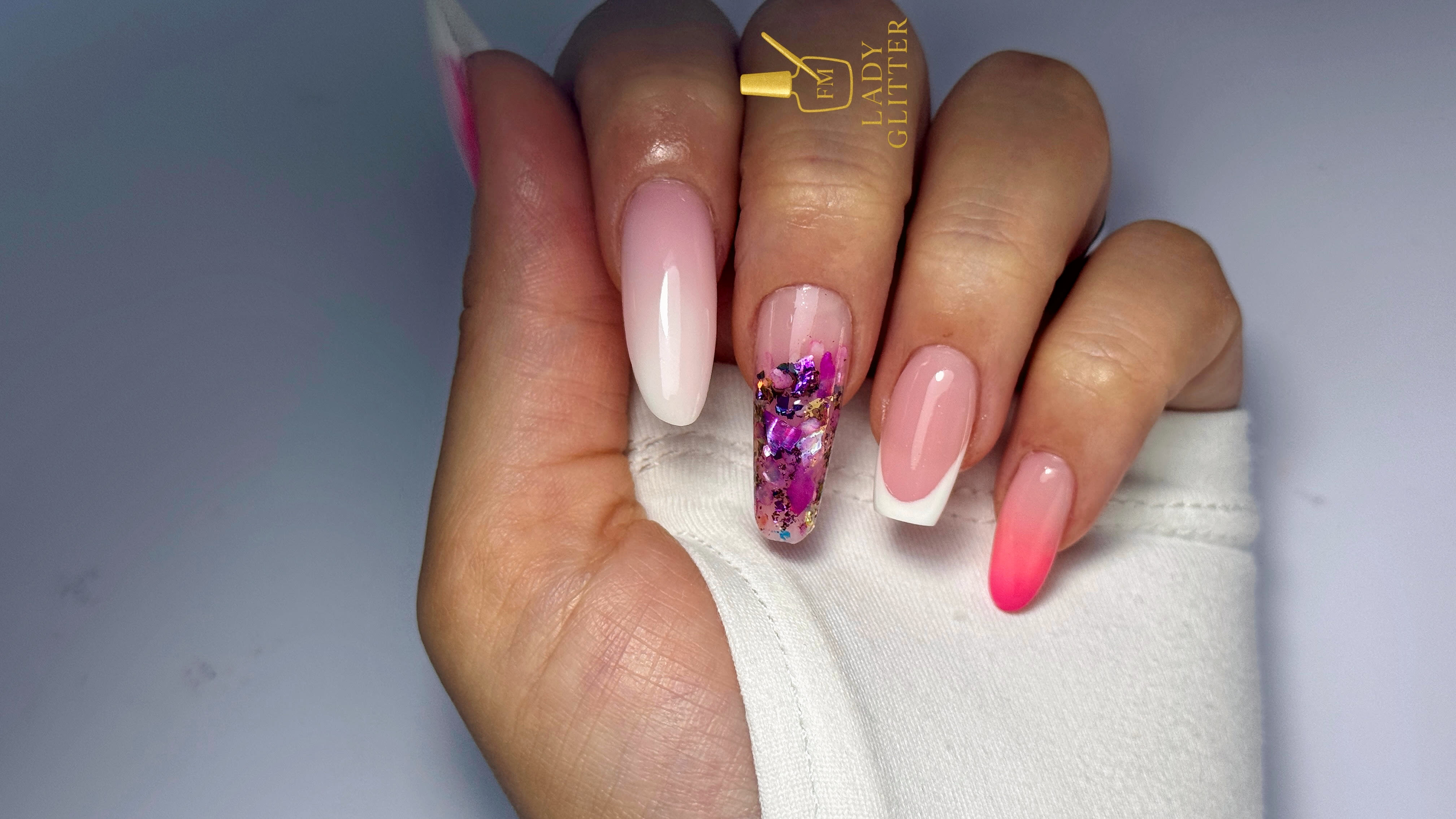 Lady Glitter - Institut de beauté Cannes - Lady Glitter - Photo Galerie - OneBooking