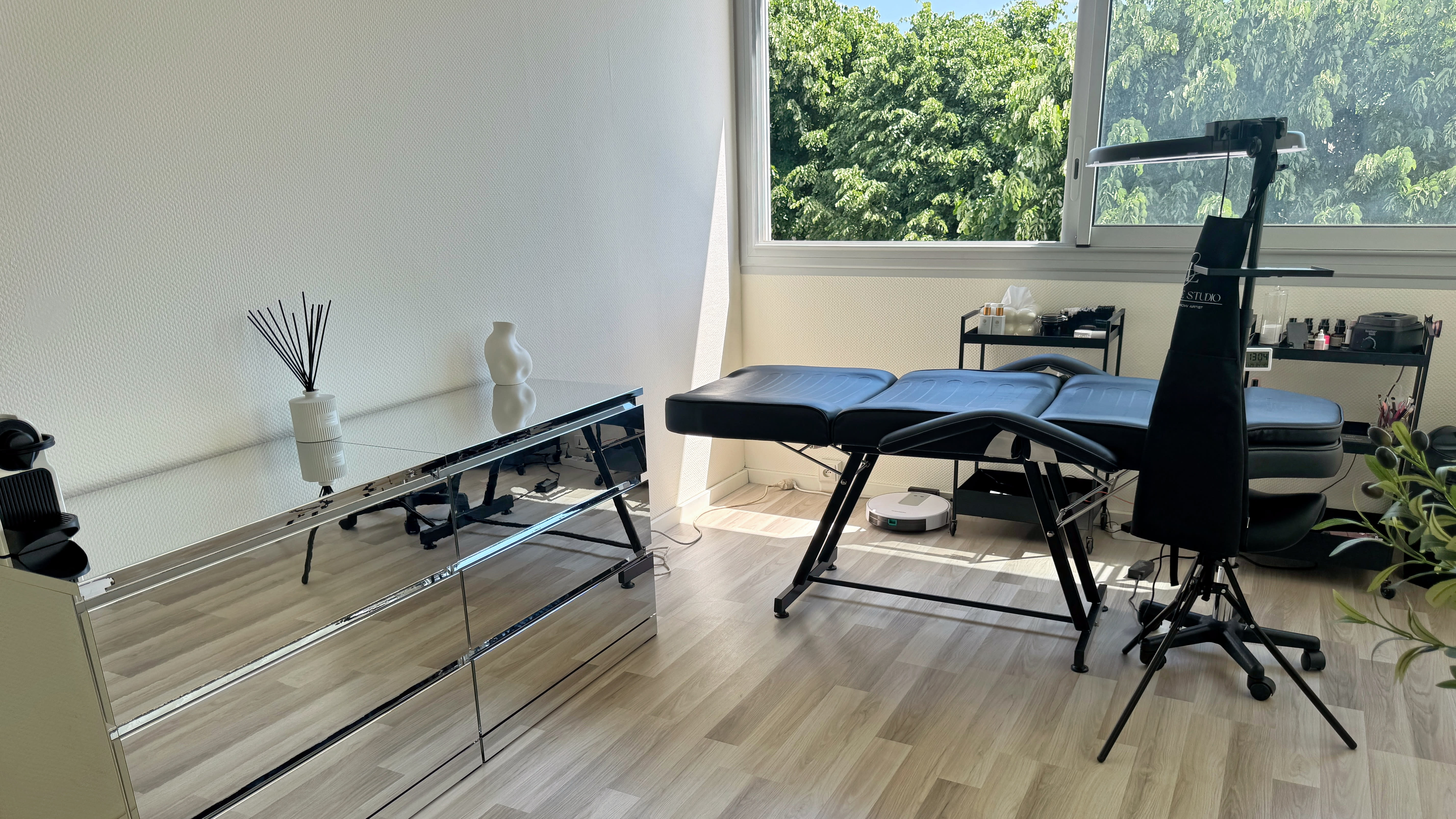 SOLOVE STUDIO