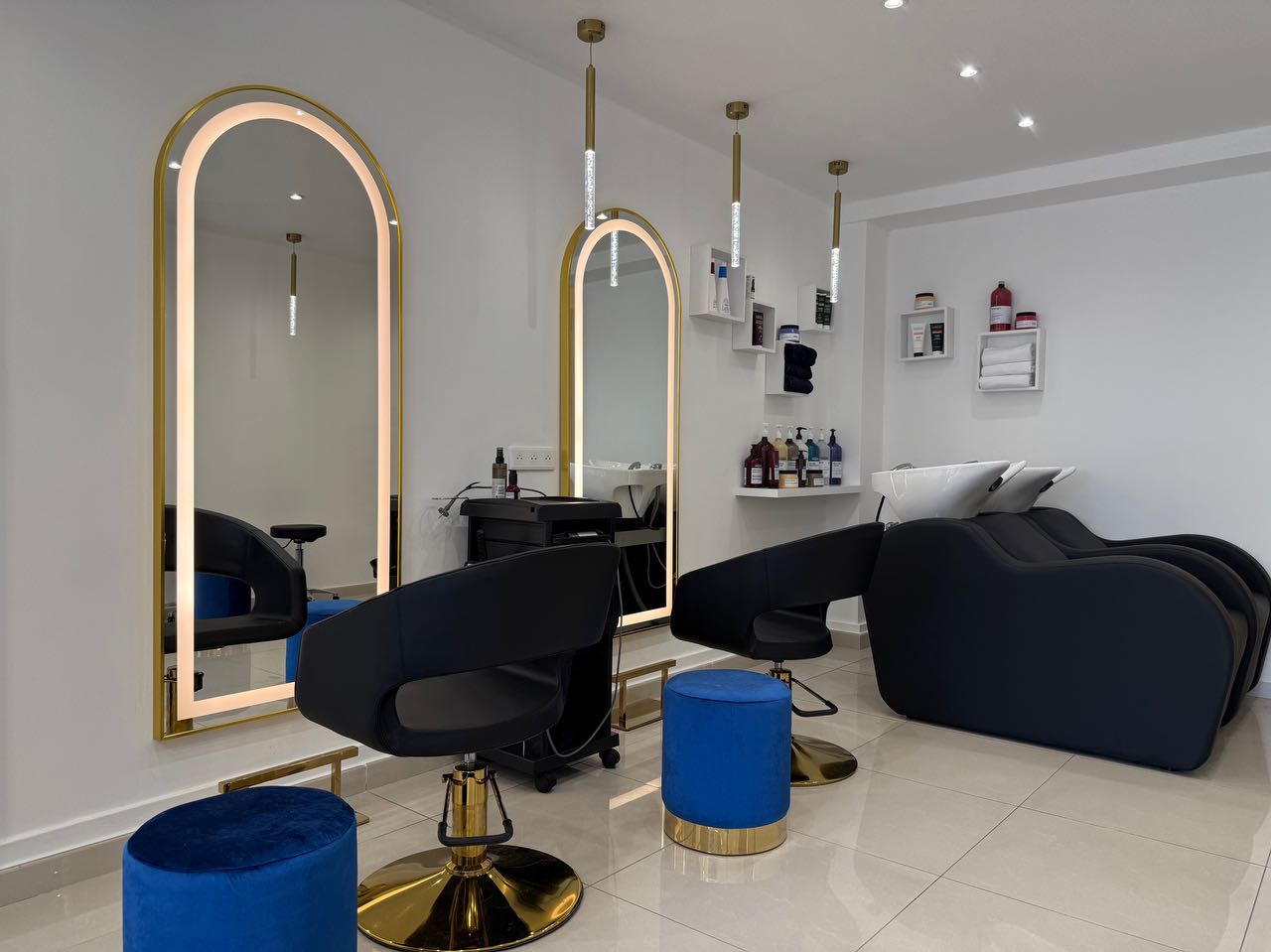 A MORE BEAUTY SALON - Institut de beauté Cannes - A MORE BEAUTY SALON - Photo Galerie - OneBooking