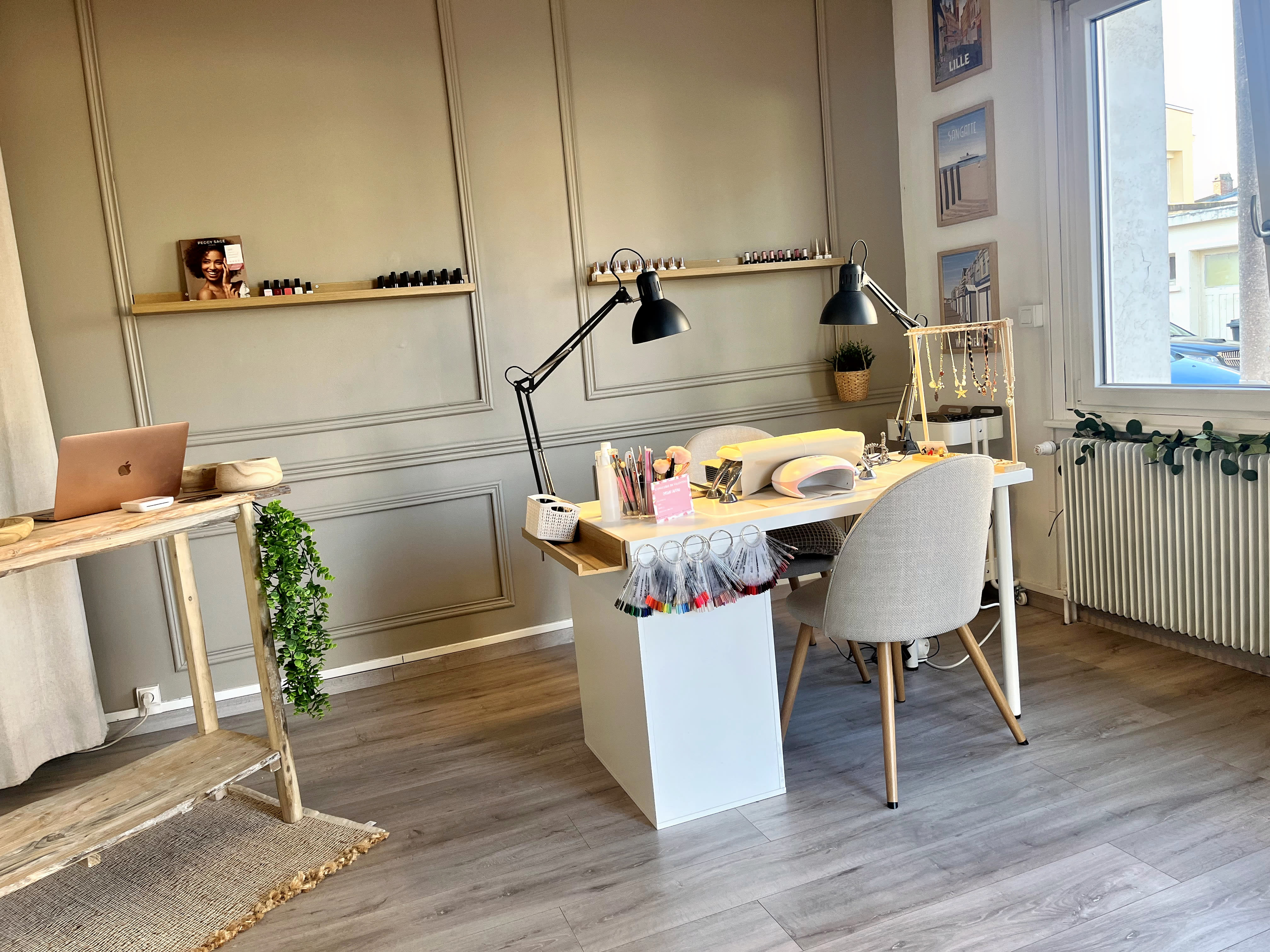 L'atelier de Valentine - Bar à ongles et Concept store