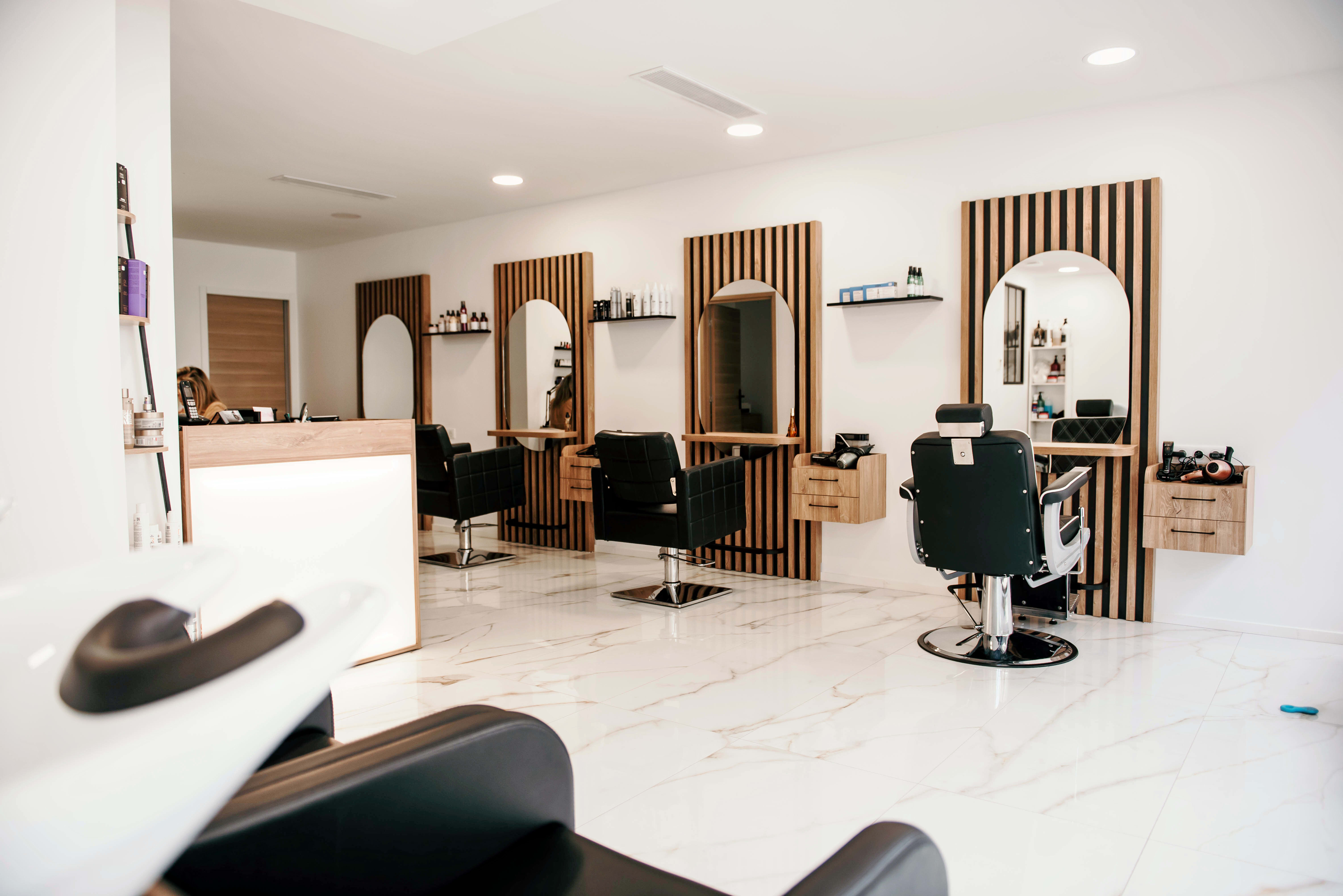 Le 39B - Coiffure Le Cannet - Photo de couverture - OneBooking