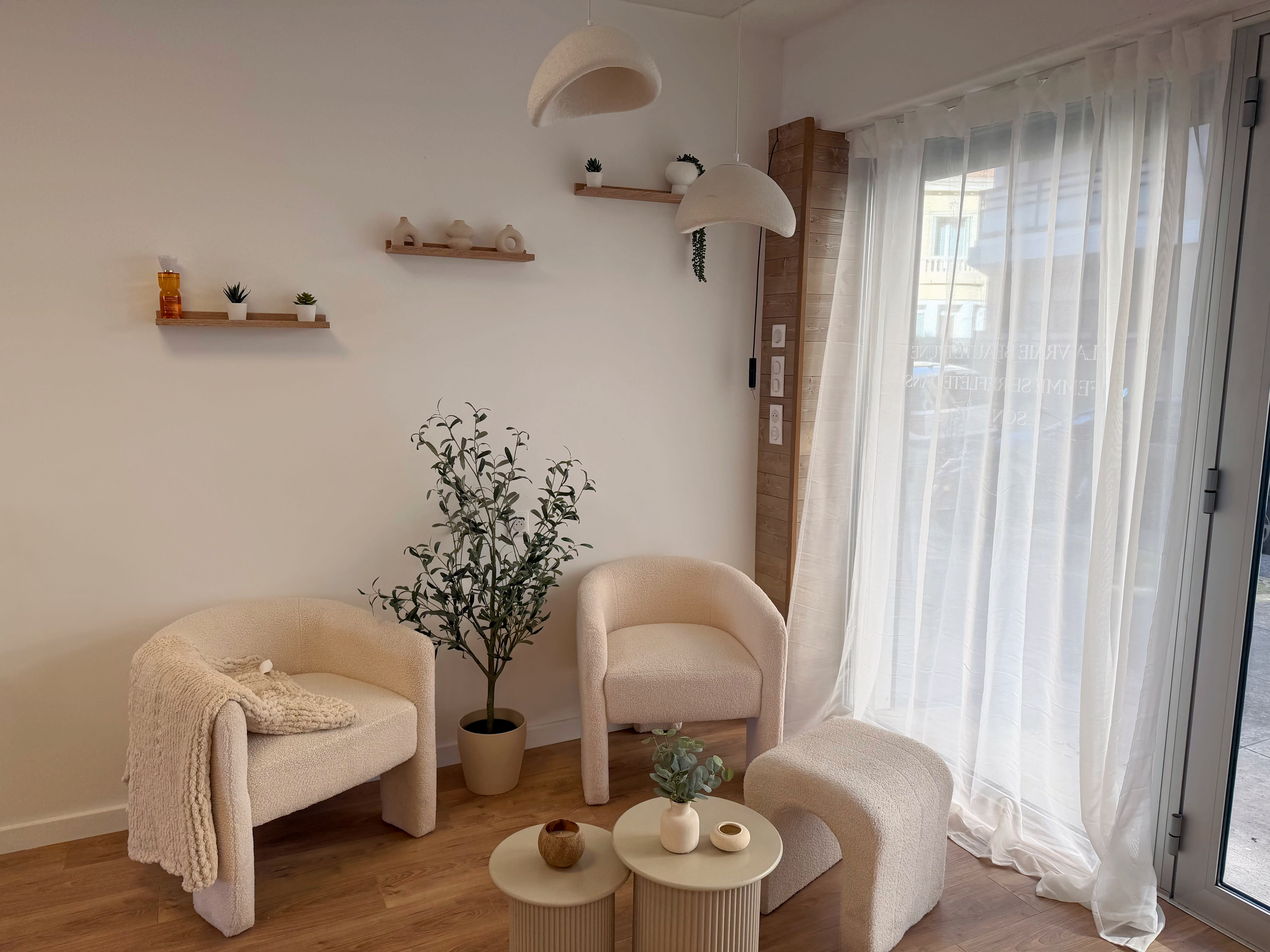 Studio 46 - Coiffure Hyères - Studio 46 - Photo Galerie - OneBooking
