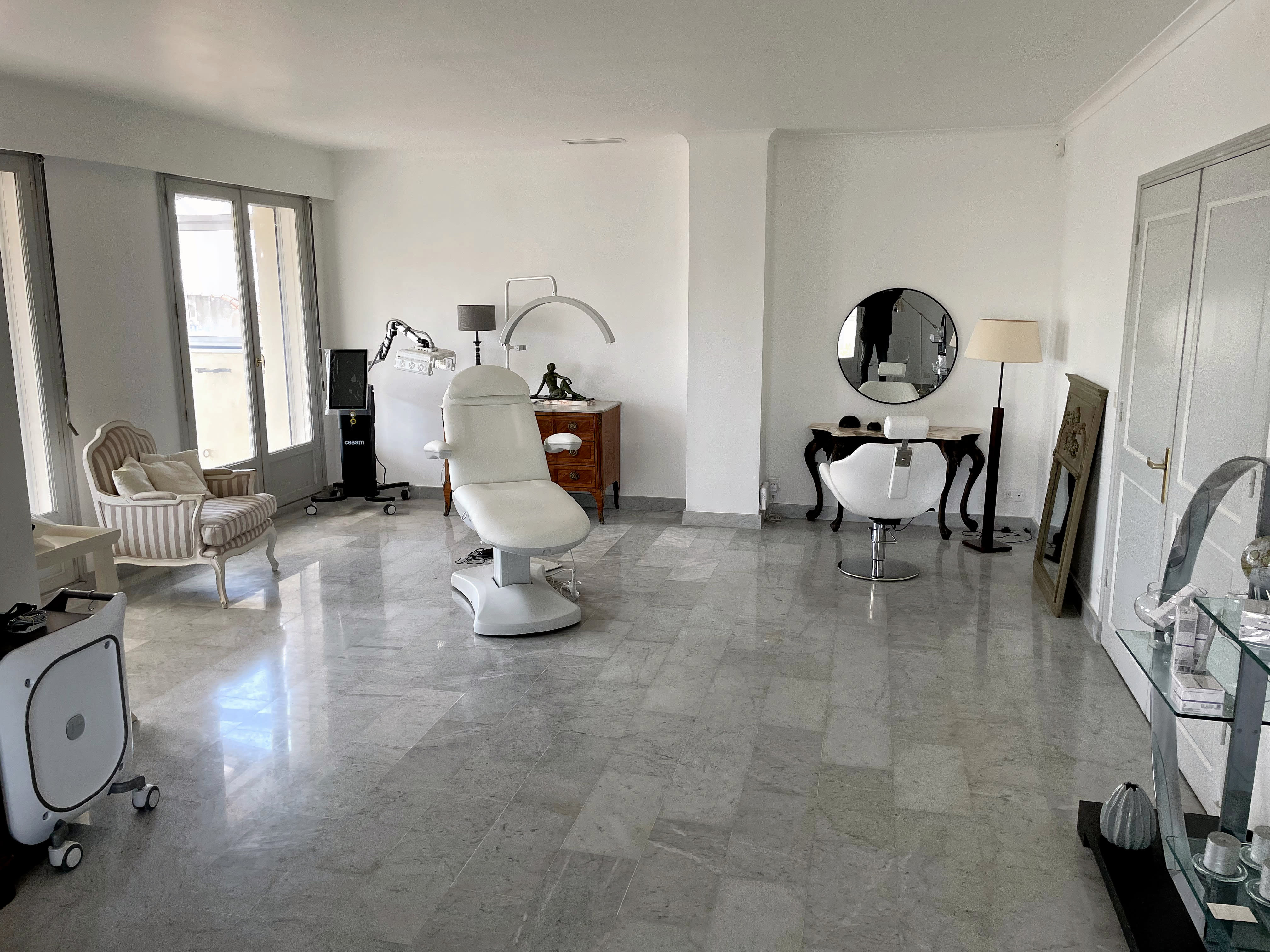 AURÉA - Institut de beauté Béziers - AURÉA - Photo Galerie - OneBooking