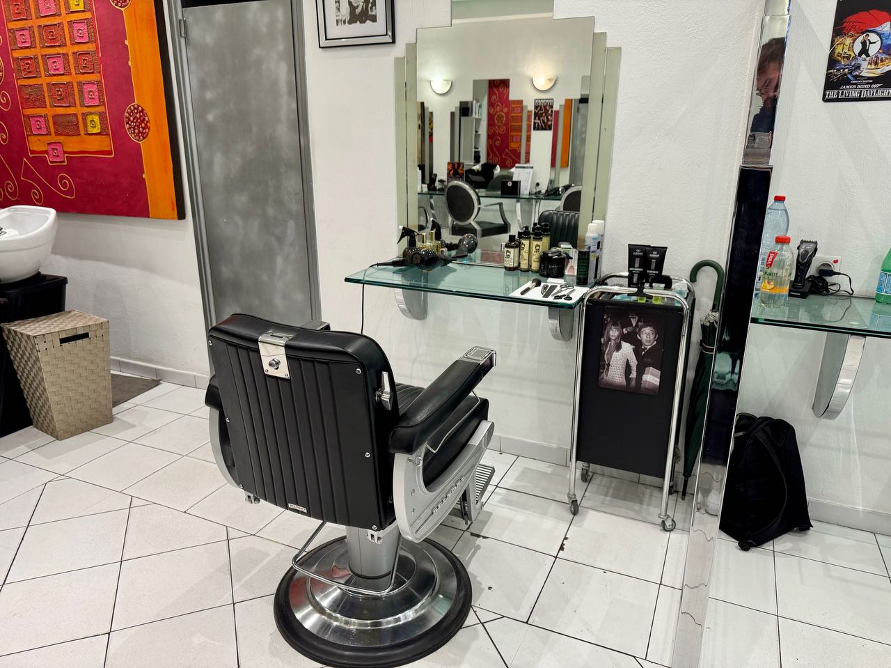 HairLine Coiffure - Coiffure Cannes - HairLine Coiffure - Photo Galerie - OneBooking