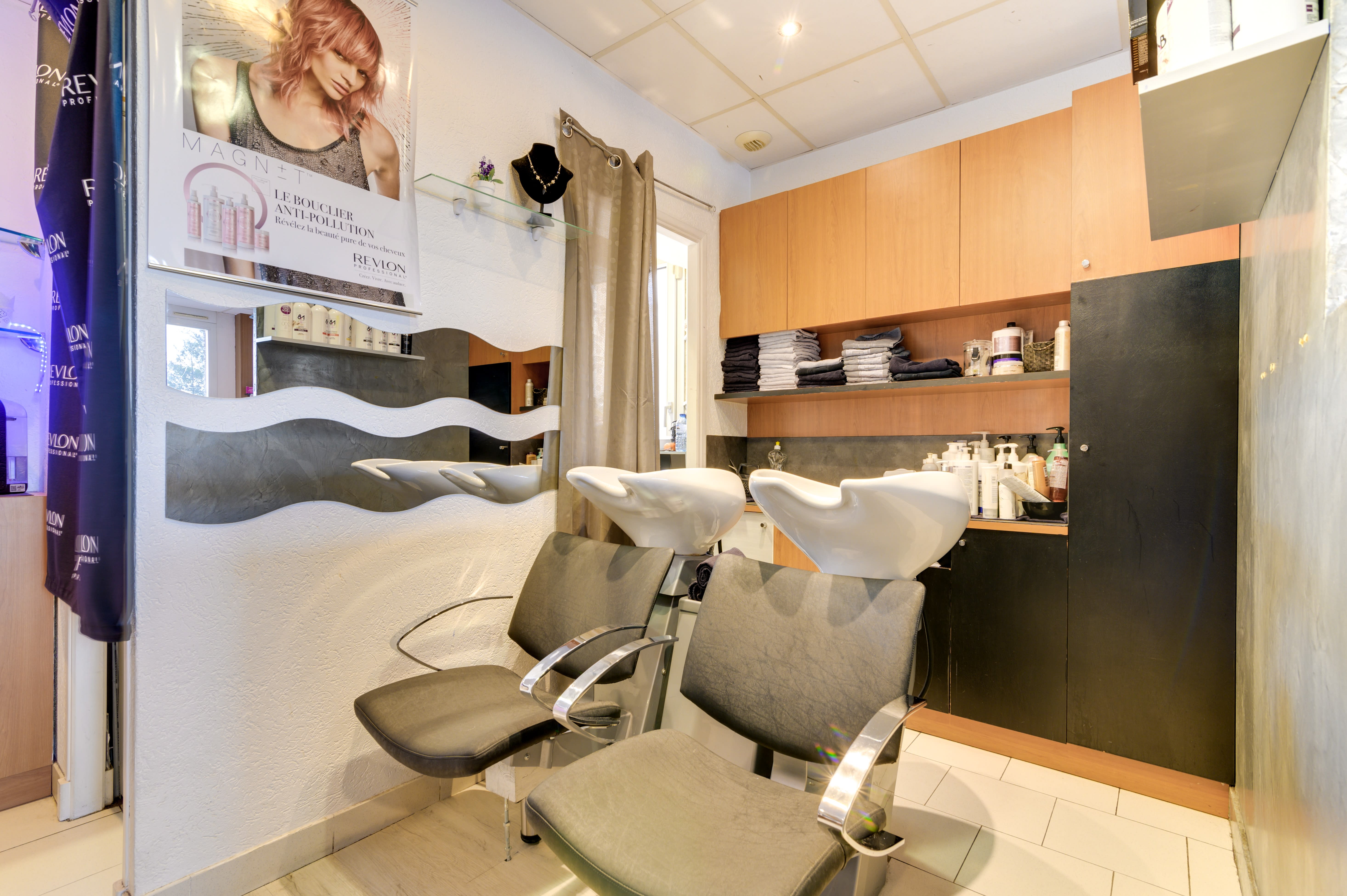 Salon SCM - Coiffure Valbonne - Salon SCM - Photo Galerie - OneBooking