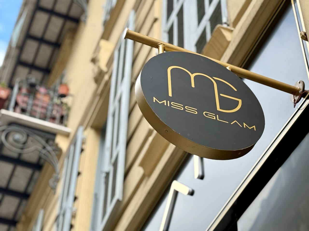 Miss Glam - Coiffure Nice - Miss Glam - Photo Galerie - OneBooking