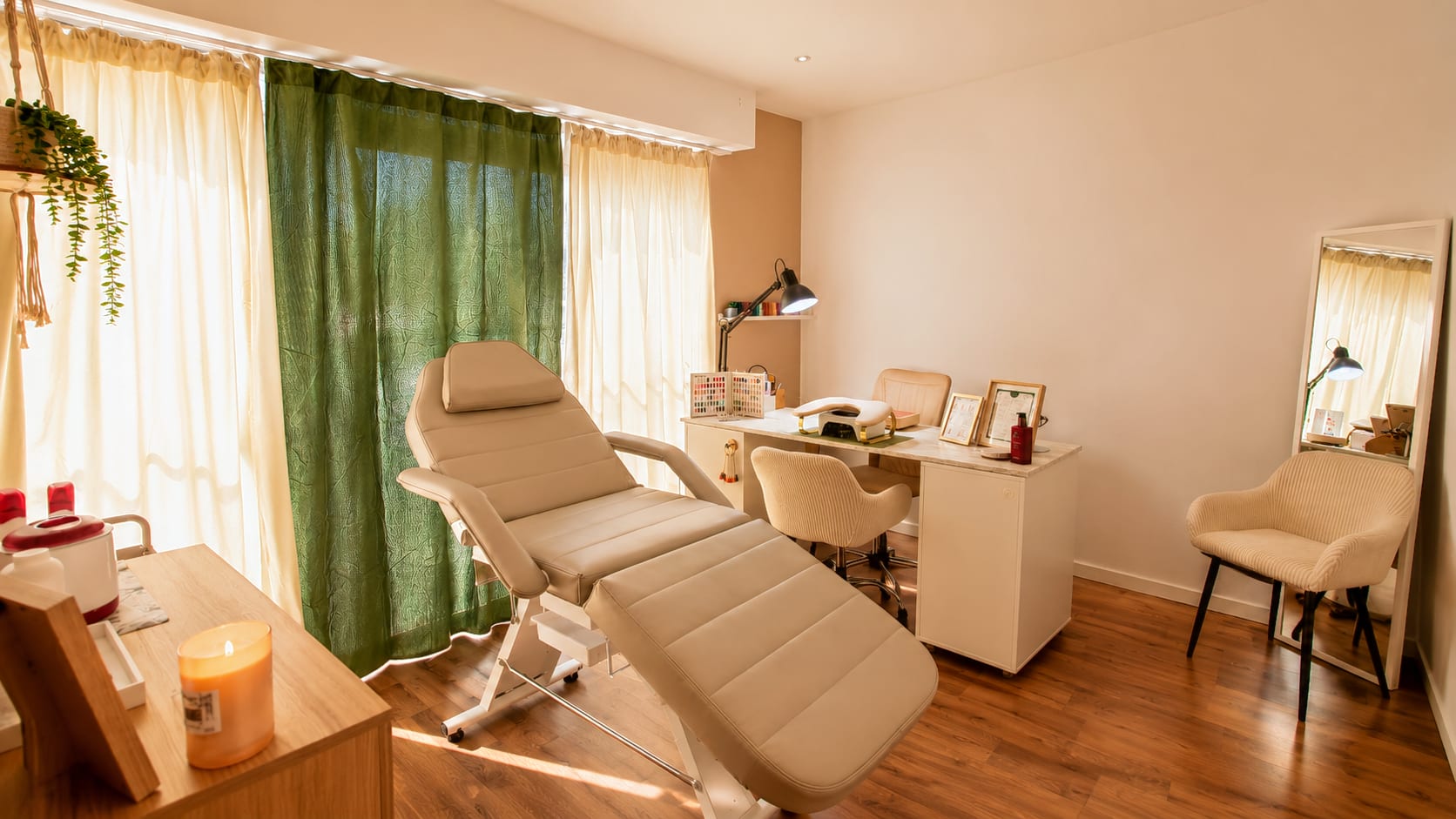 JOGA BEAUTY NAILS - Institut de beauté Béziers - JOGA BEAUTY NAILS - Photo Galerie - OneBooking