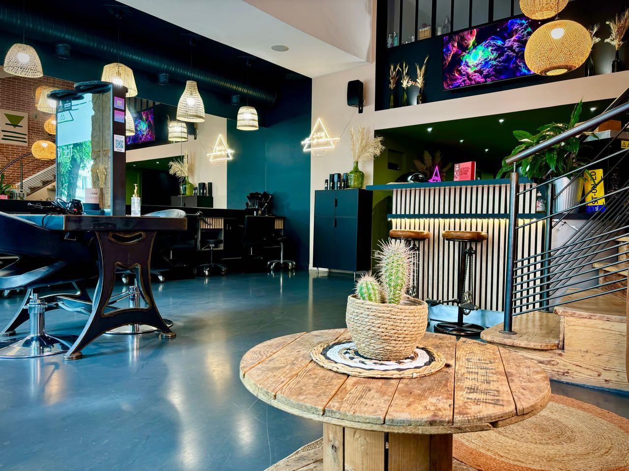 J.Y.N Le Salon - Coiffure Grenoble - OneBooking