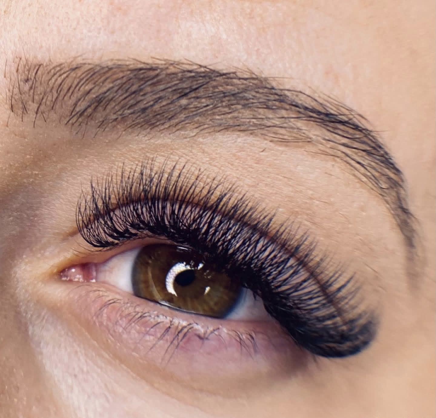 Manon Beauty - Sourcils & cils Nice - Manon Beauty - Photo Galerie - OneBooking