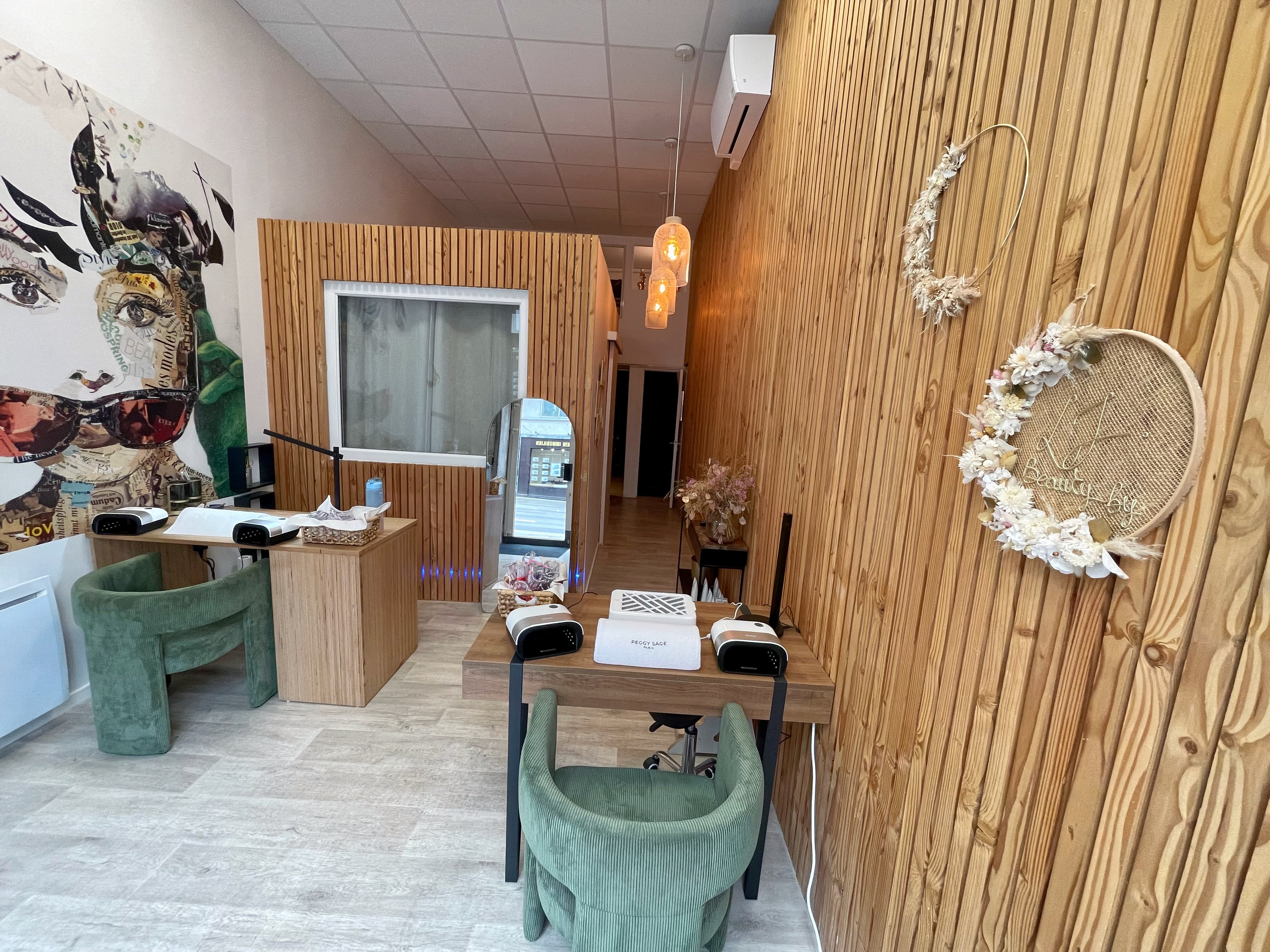 Beauty By LJ - Onglerie Grenoble - OneBooking