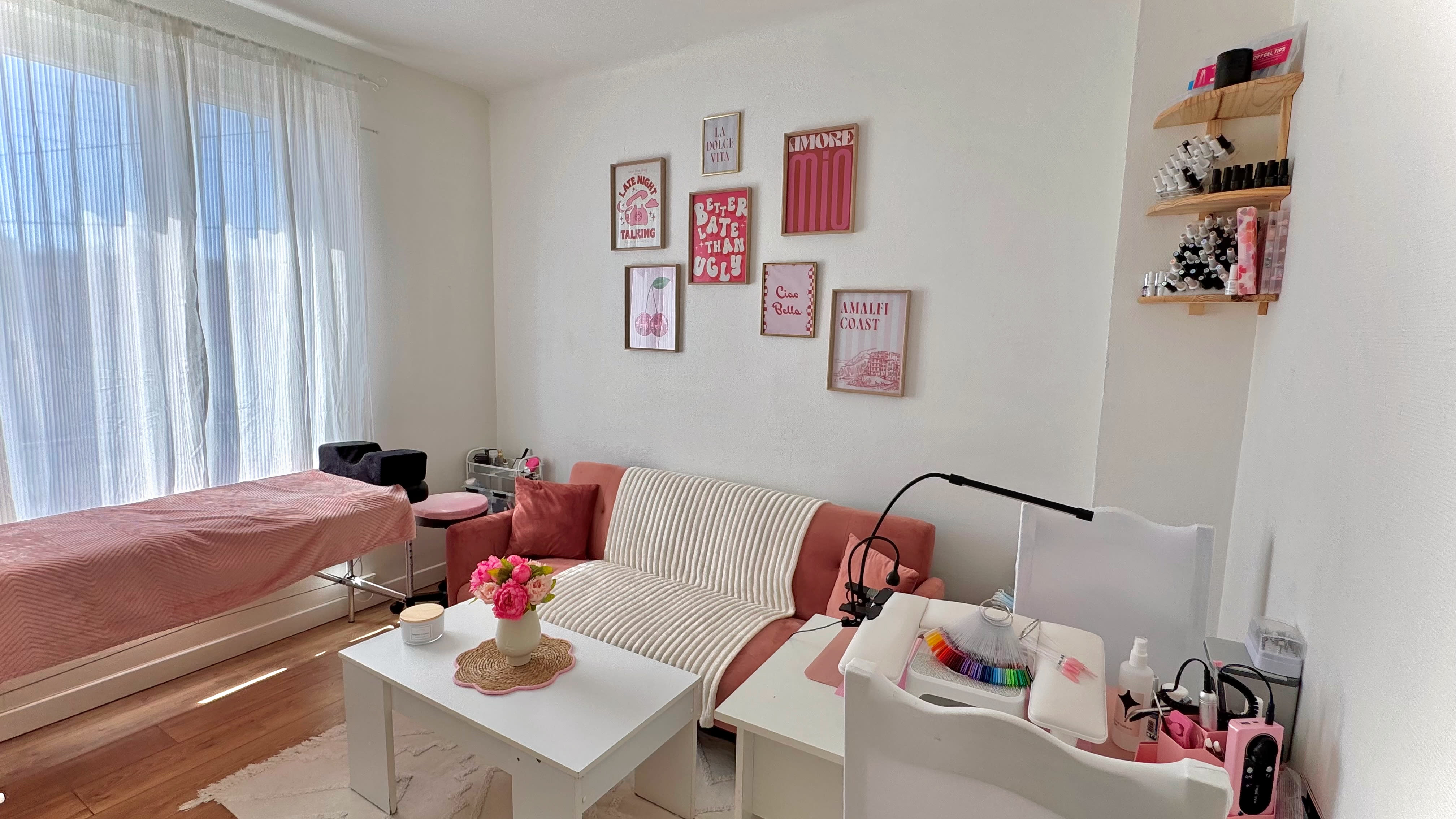 Peony Beauty - Onglerie Le Havre - OneBooking