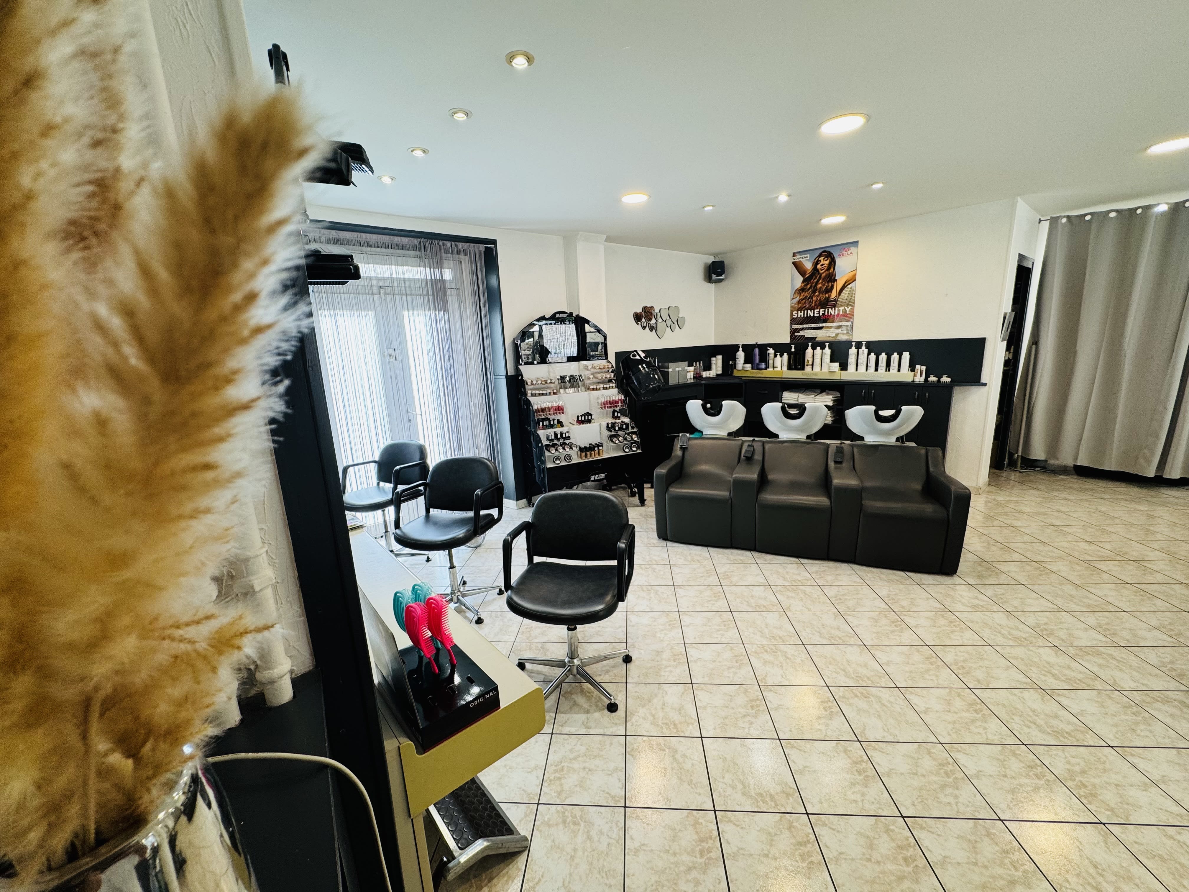 Espace coiffure & LC Studio - Coiffure Dijon - OneBooking