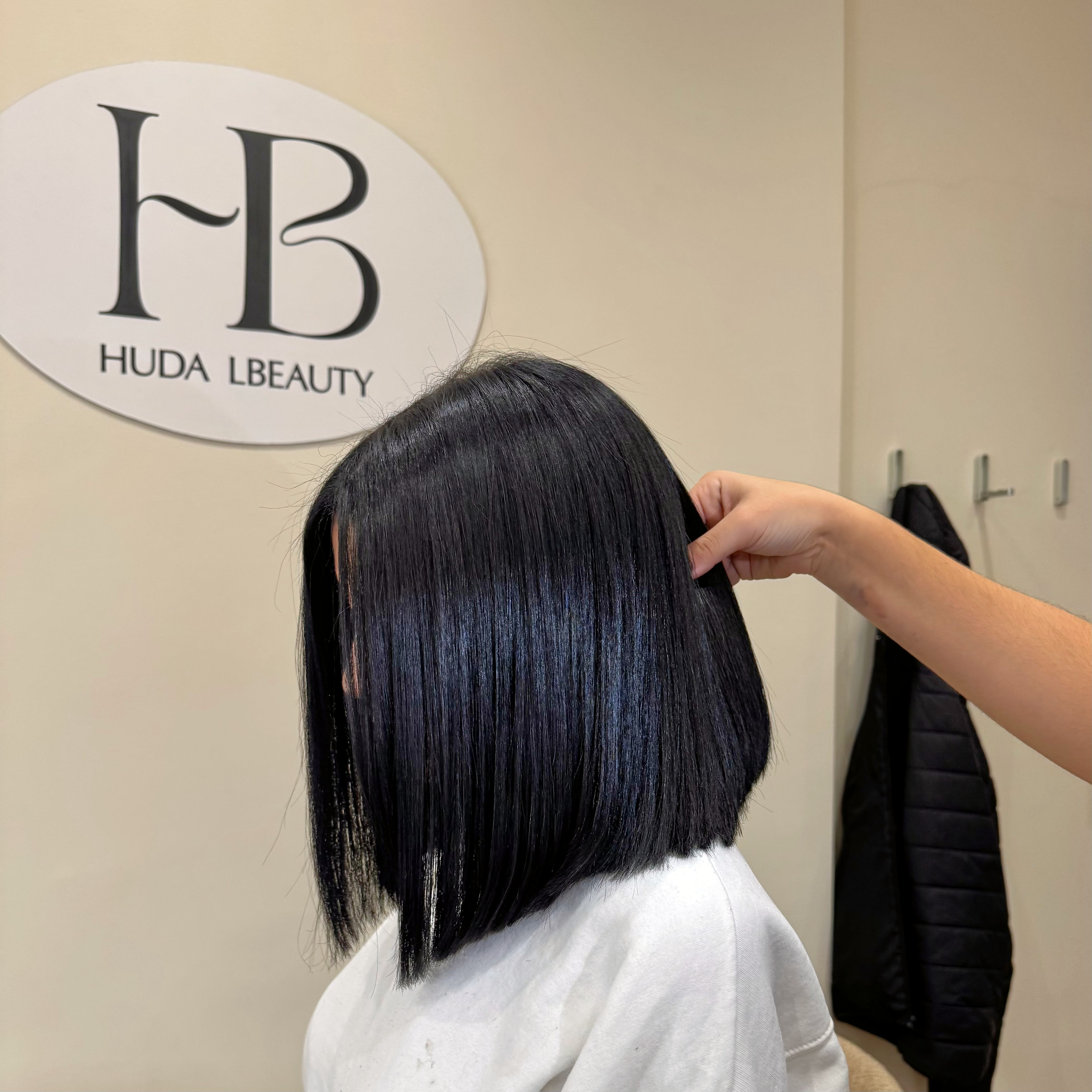 Huda Lbeauty - Coiffure Le Cannet - Photo de couverture - OneBooking