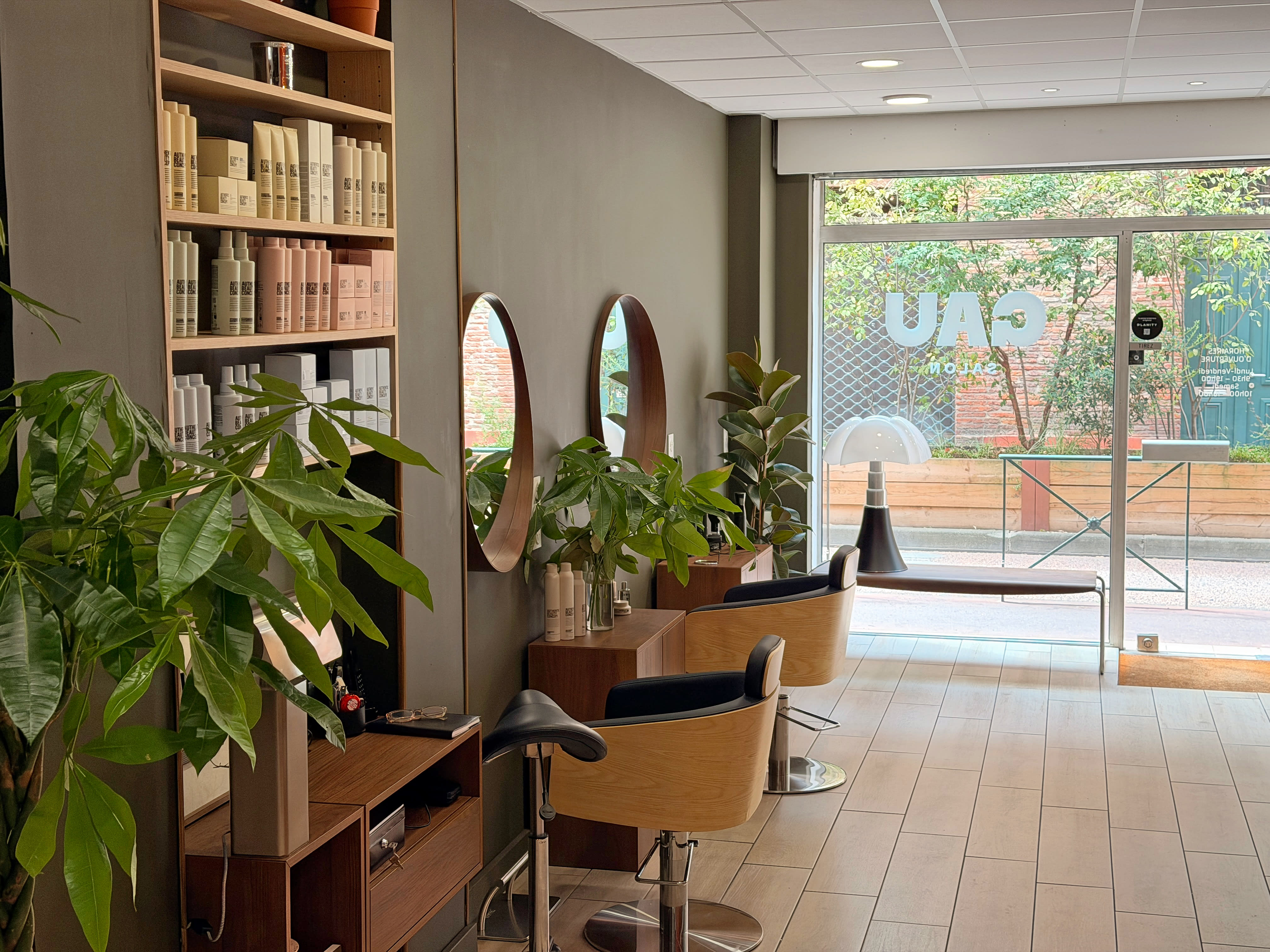 GAU Salon