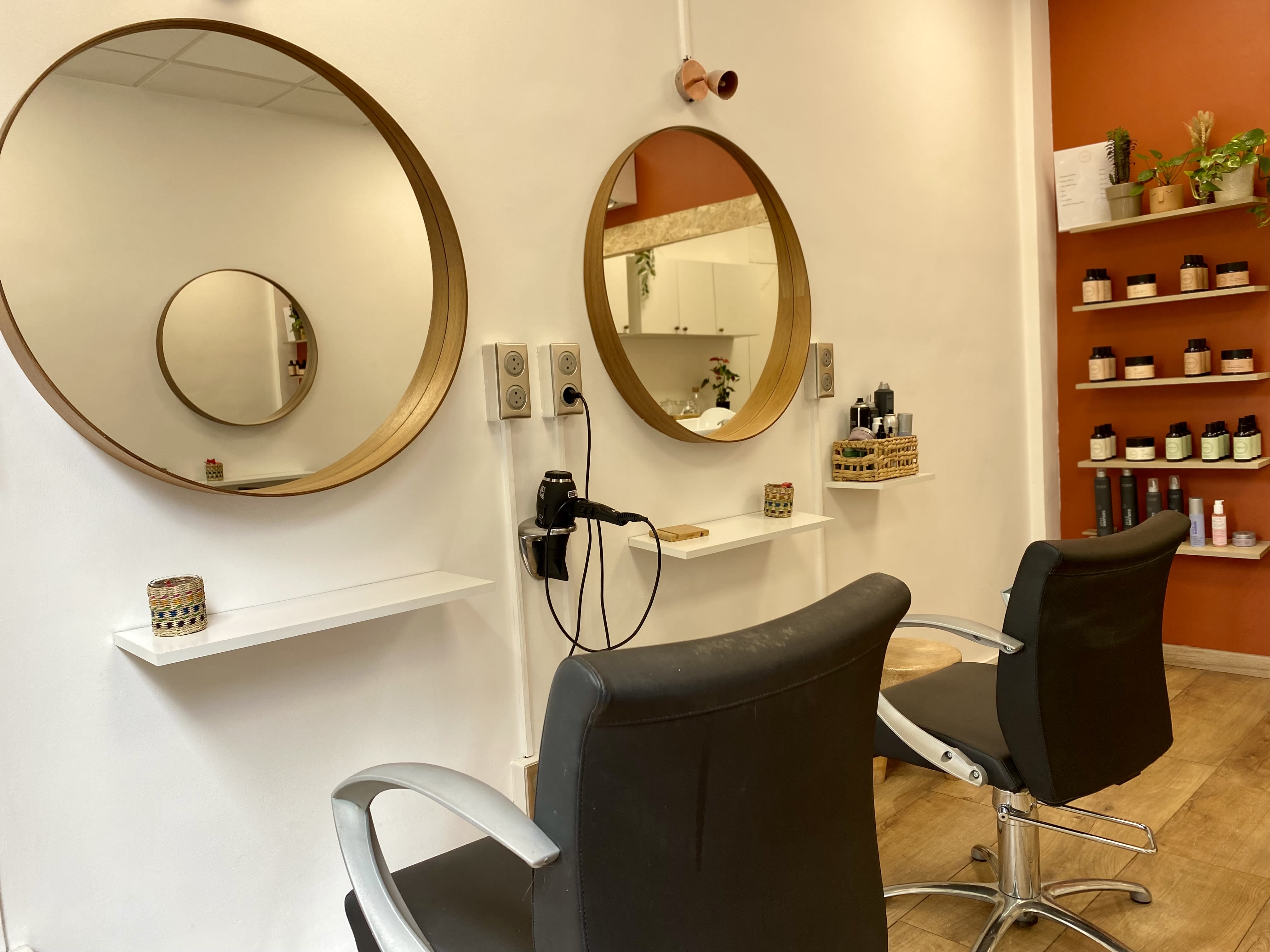 Salon Minaïa - Coiffure Nice - Salon Minaïa - Photo Galerie - OneBooking
