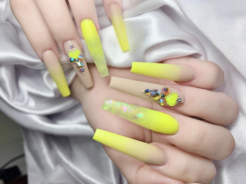 Asia Nails - Soin visage Nice - Asia Nails - Photo Galerie - OneBooking
