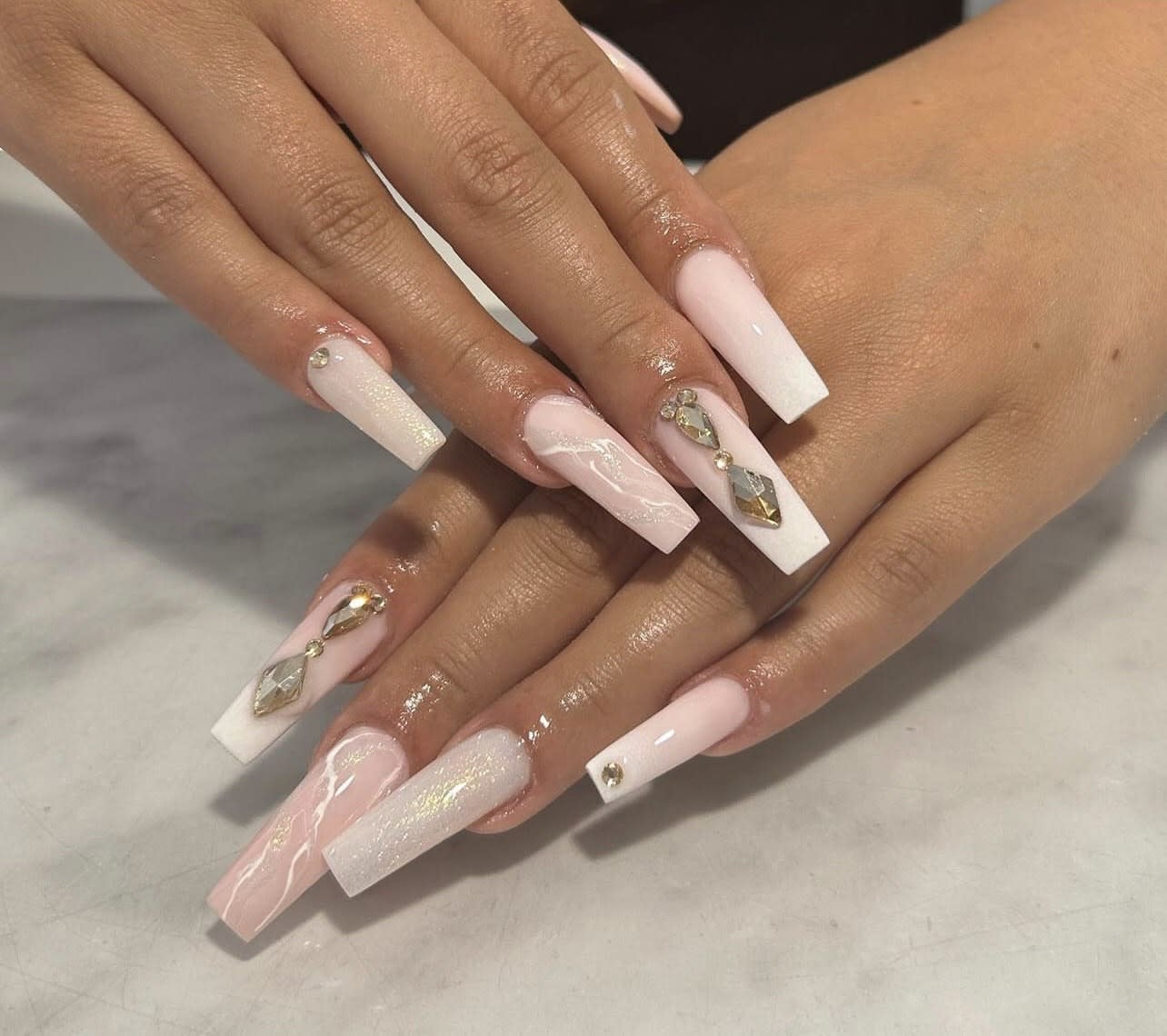 Histoire D'Ongles - Institut de beauté Strasbourg - OneBooking