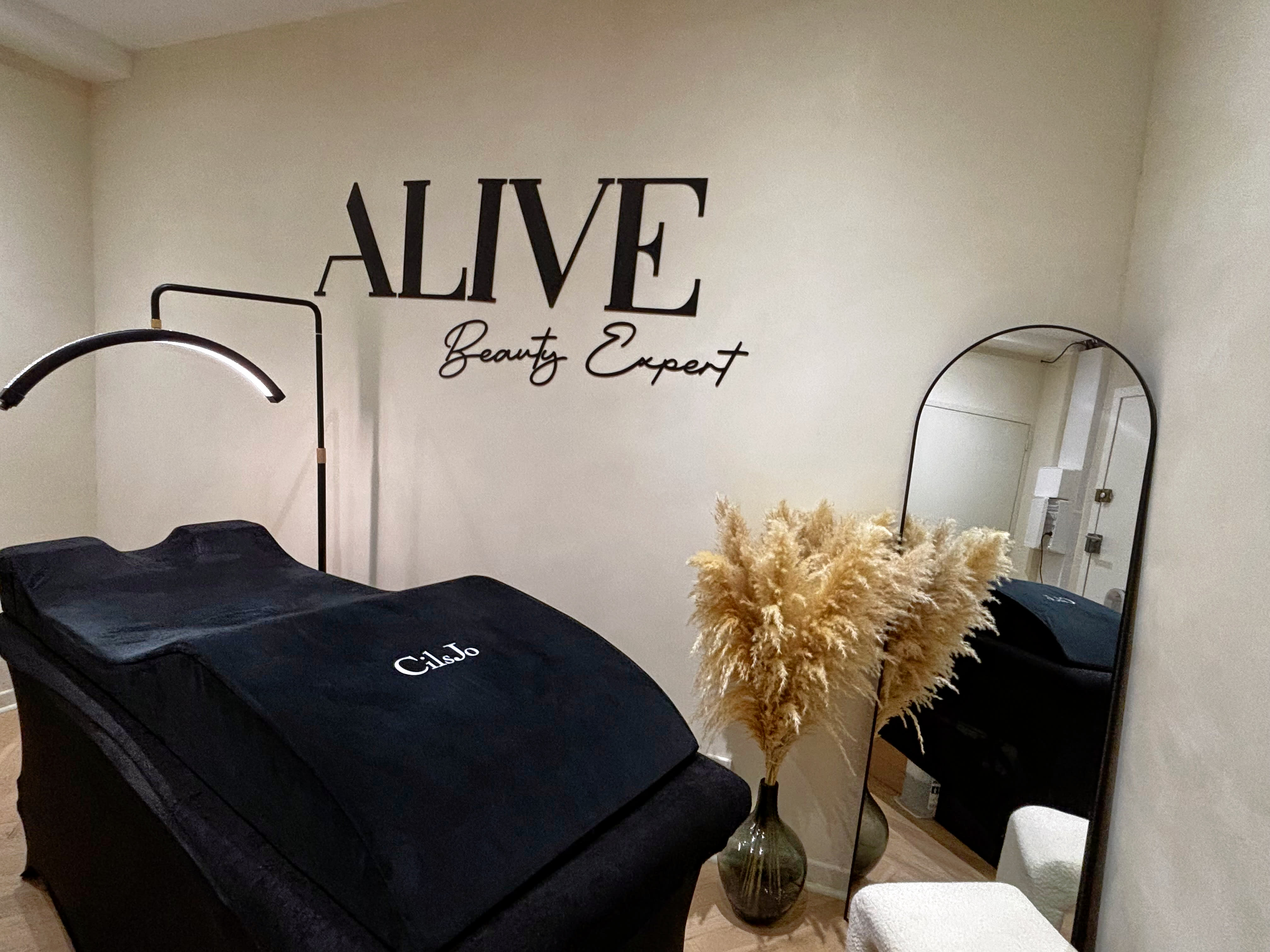 ALIVE Beauty Expert - Onglerie Le Havre - OneBooking