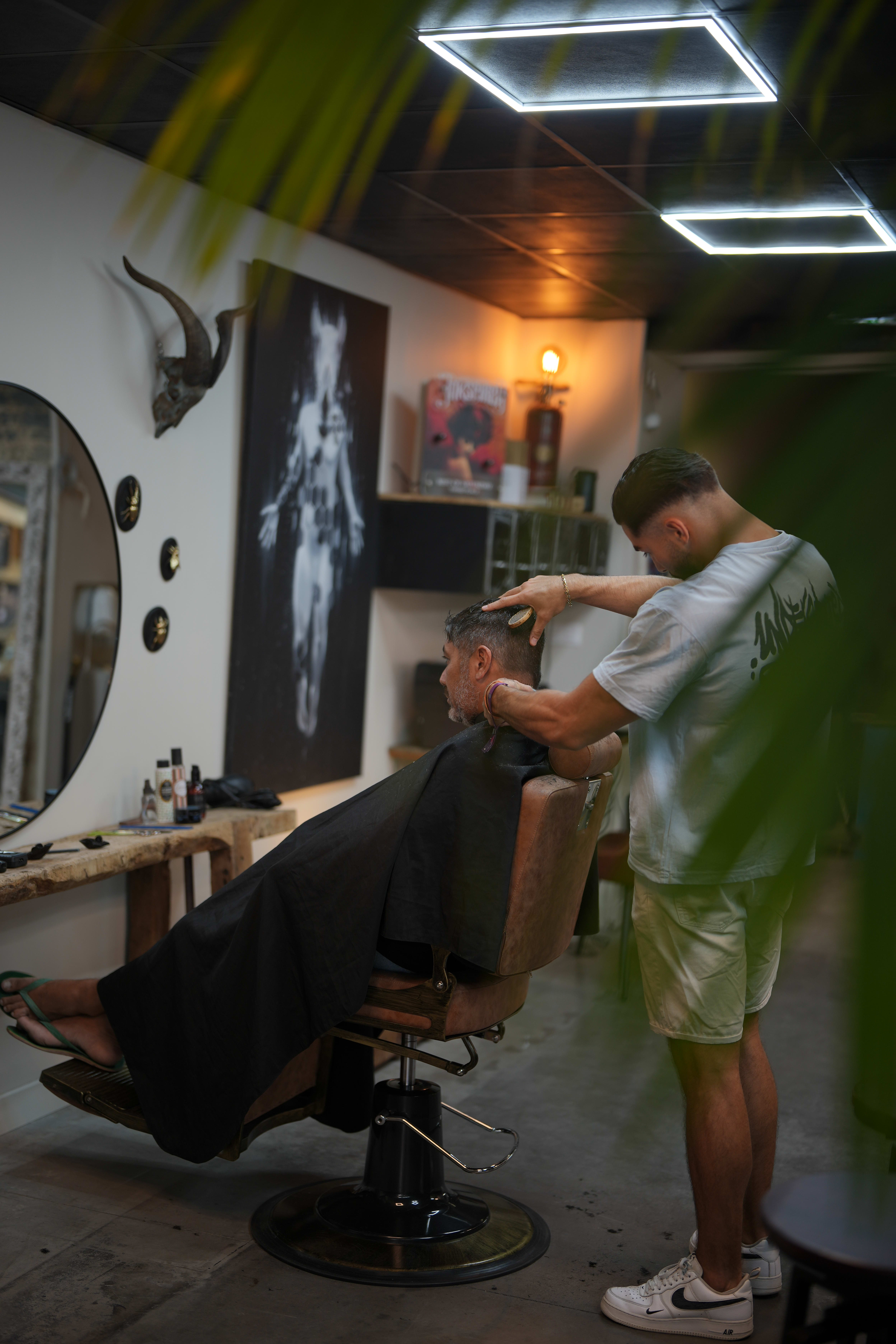 OZ COIFFEUR BARBIER - Barbier Marseille - OneBooking