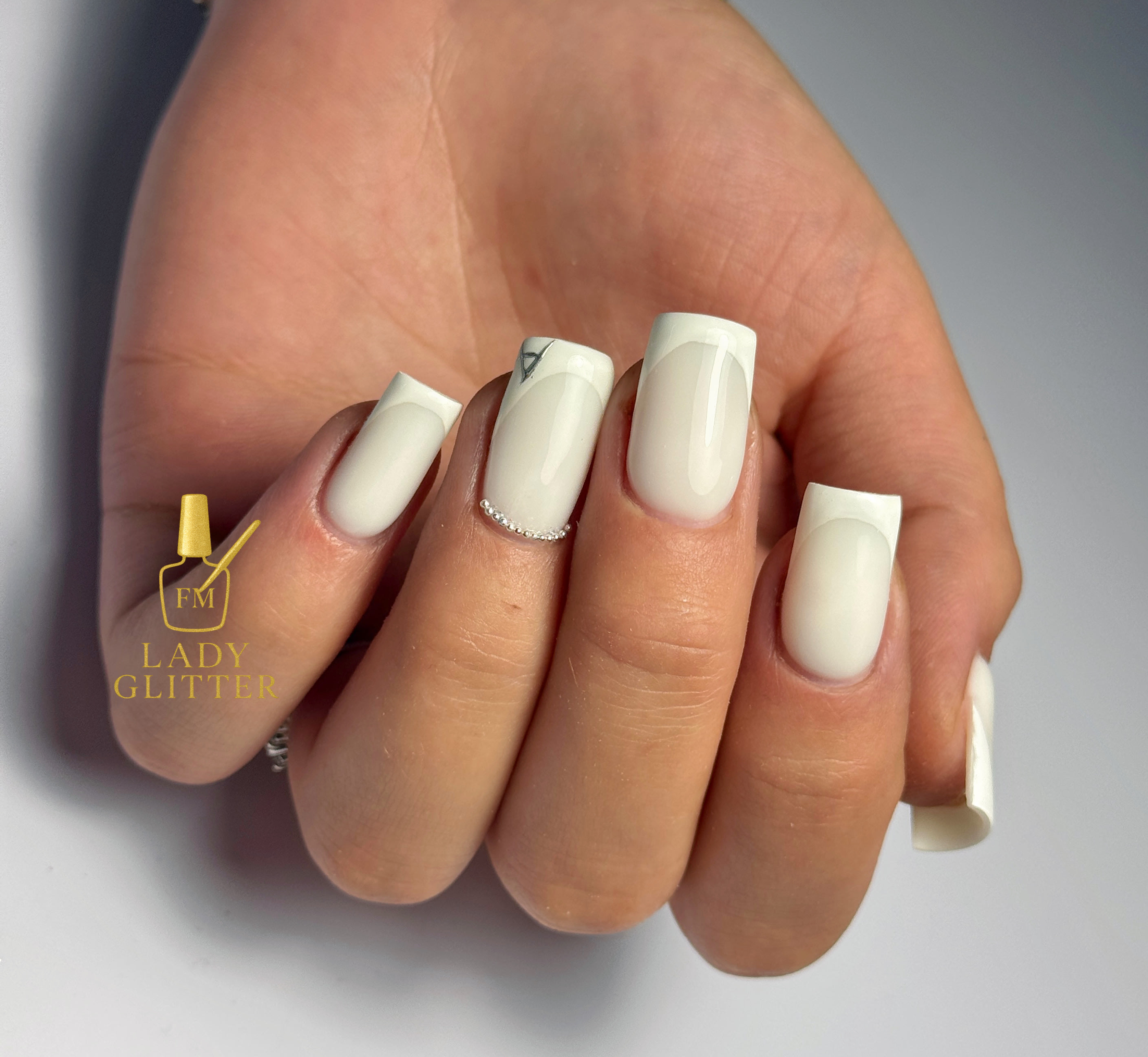 Lady Glitter - Institut de beauté Cannes - Lady Glitter - Photo Galerie - OneBooking