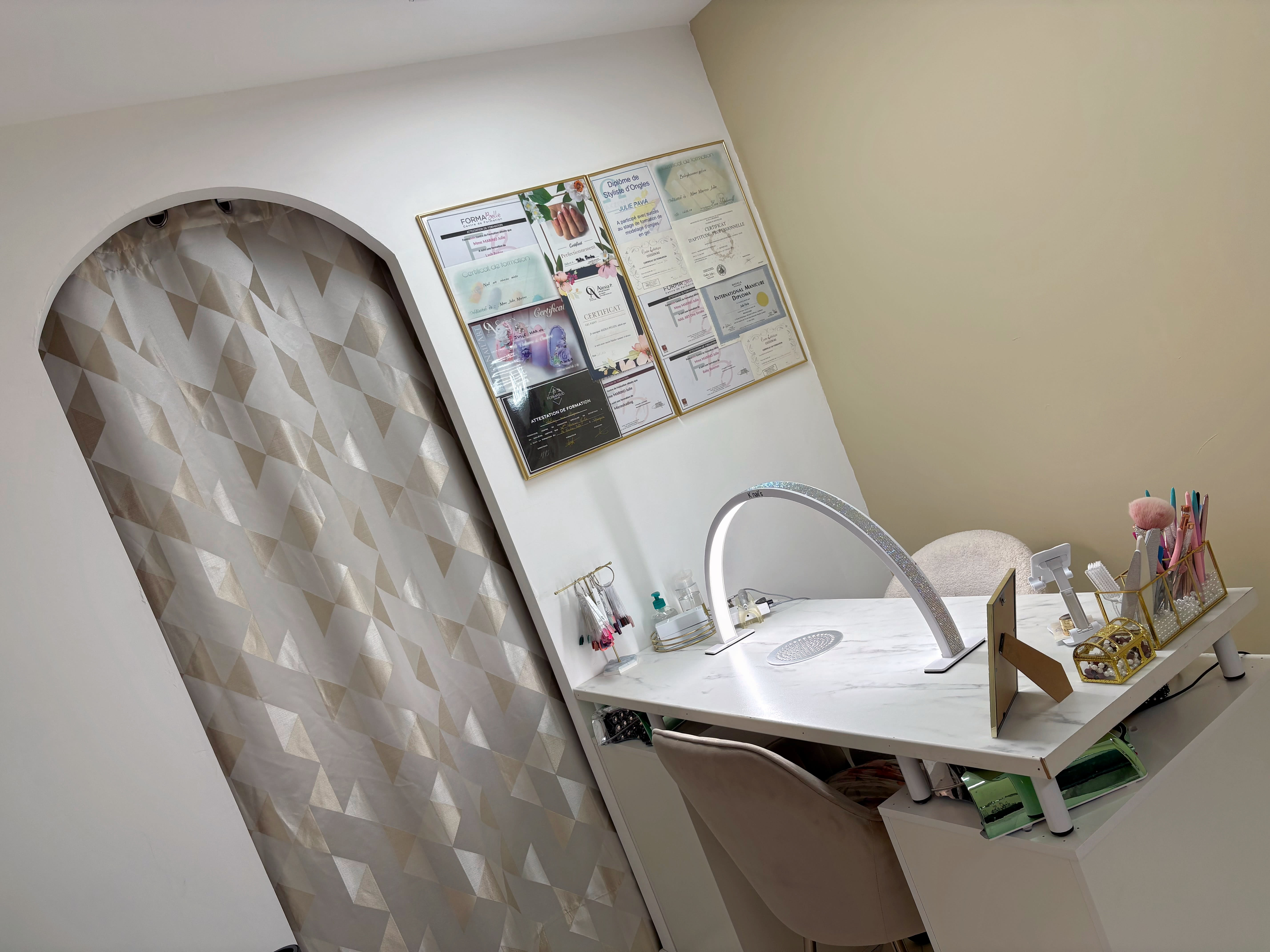K Nails Esthetique - Institut de beauté Béziers - K Nails Esthetique - Photo Galerie - OneBooking