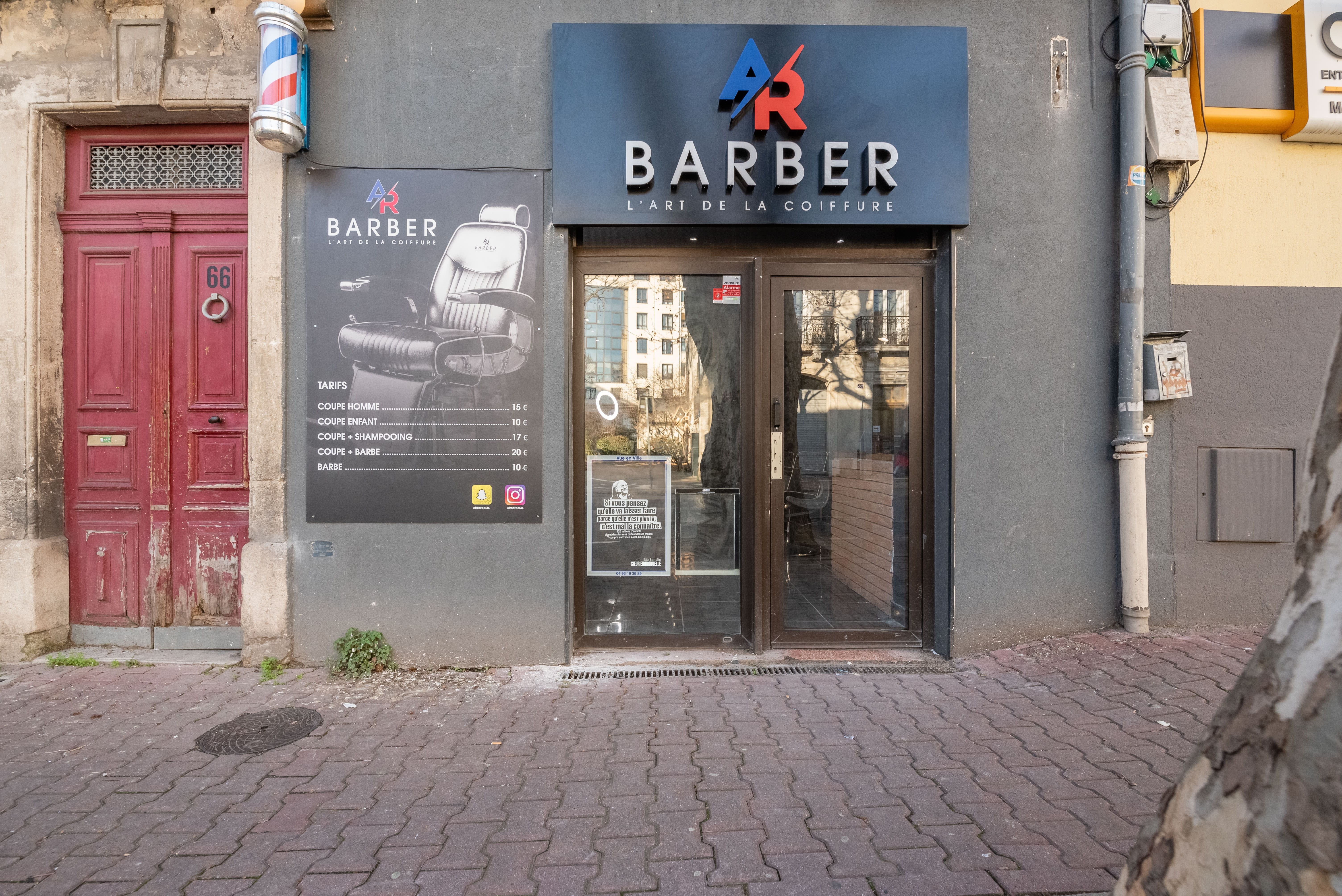 A R Barber - Barbier Montpellier - OneBooking